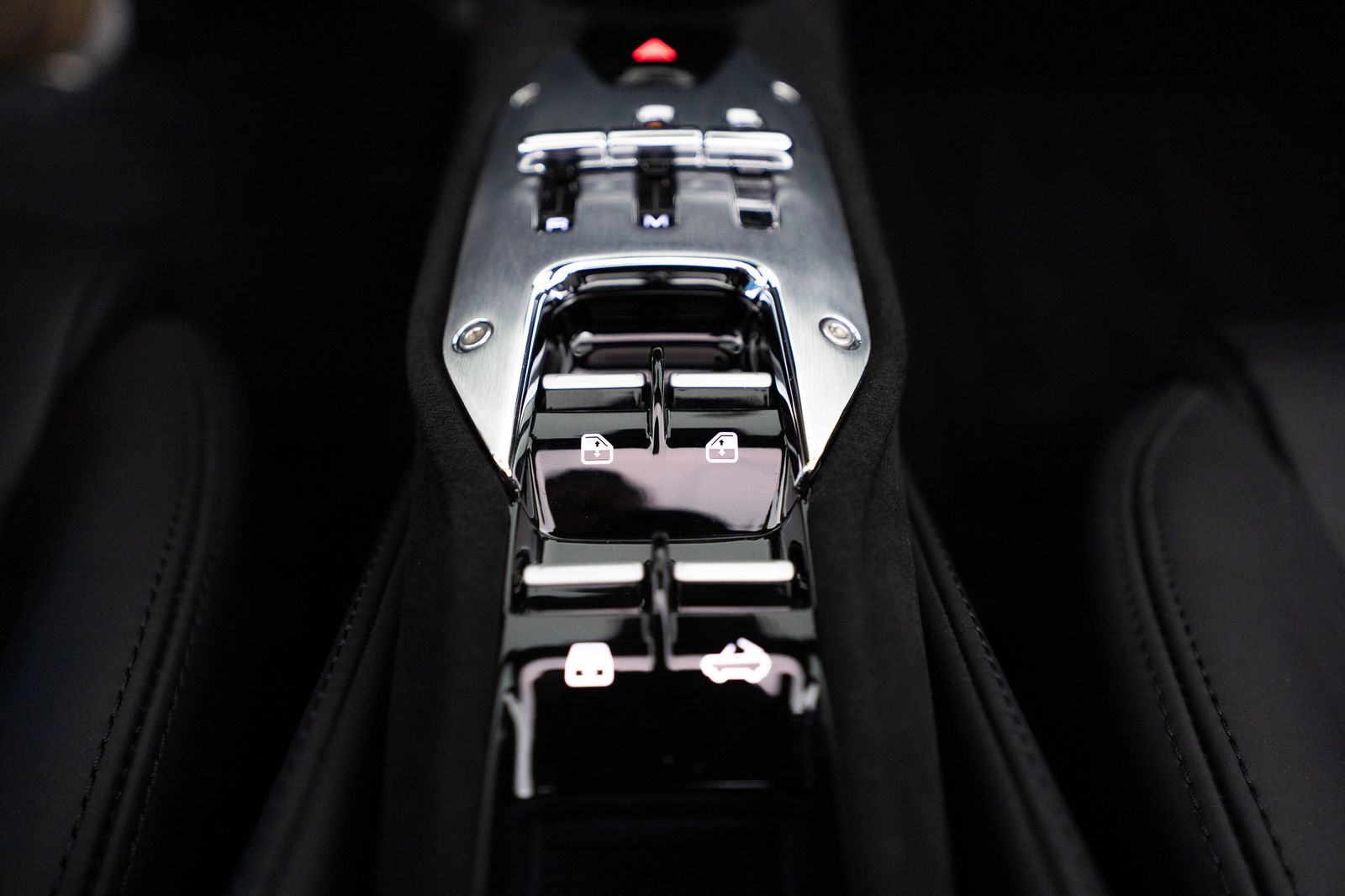 2025 Ferrari SF90 Spider — foto completa 46 de 67