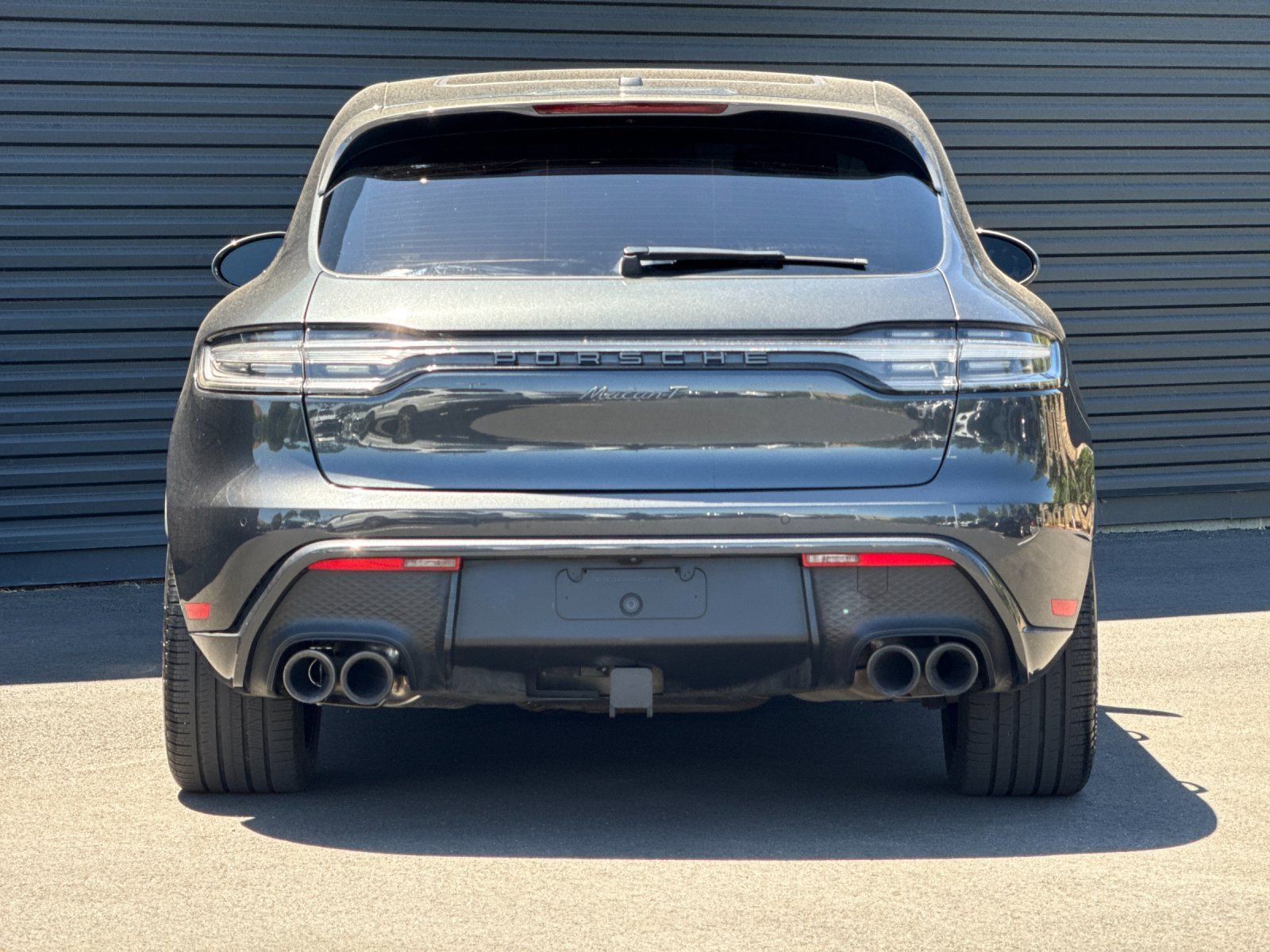 2023 Porsche Macan T — full photo 7 of 28