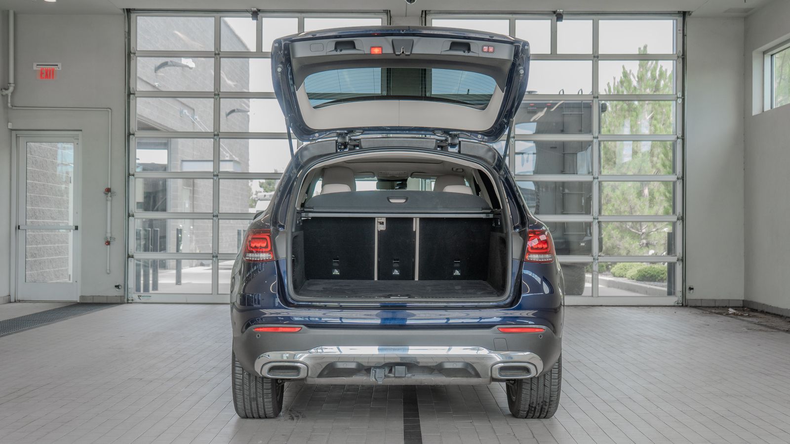 2022 Mercedes-Benz GLC GLC 300 — foto completa 16 de 35