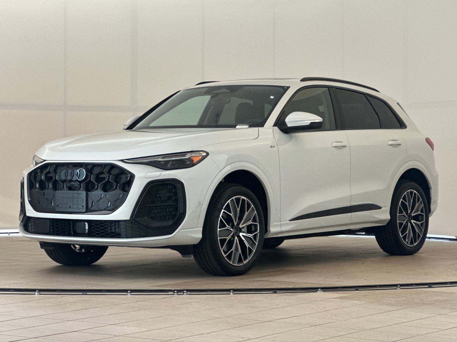 2026 Audi Q5 2.0T Premium Plus — photo 1 of 29