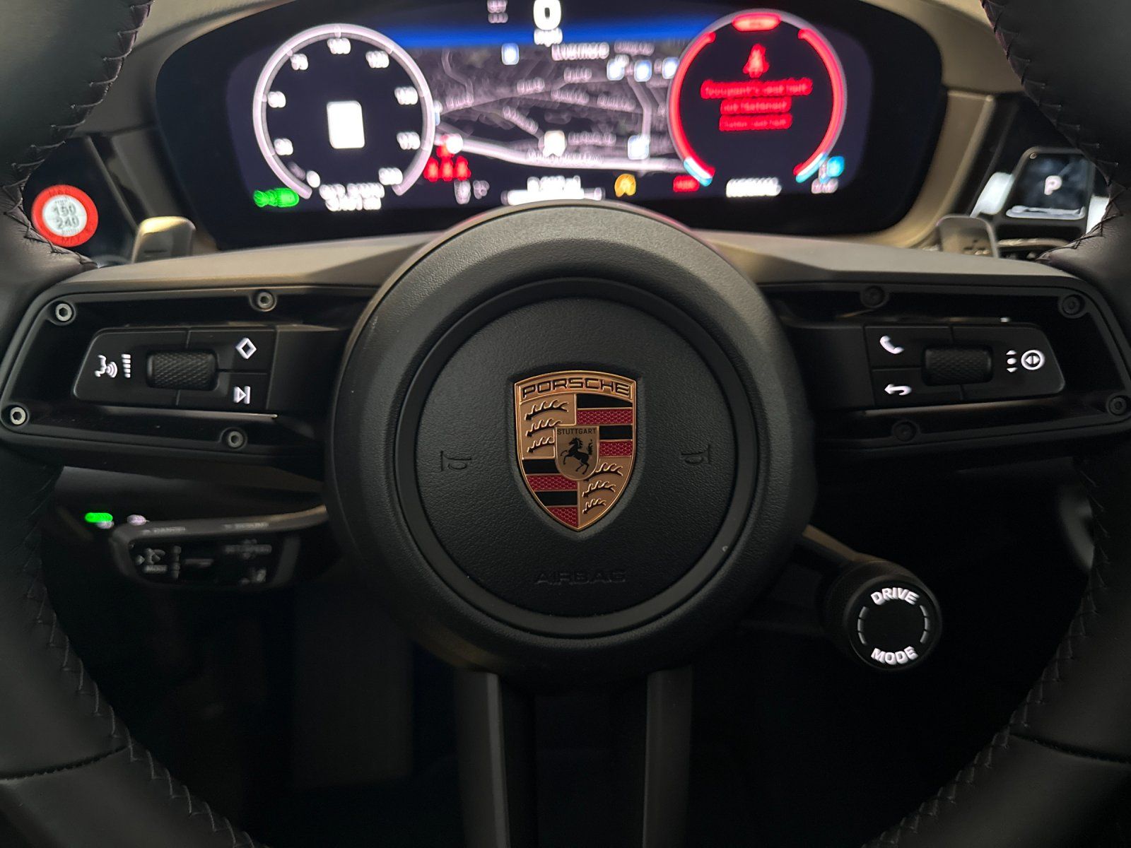 2026 Porsche Cayenne S — full photo 24 of 29