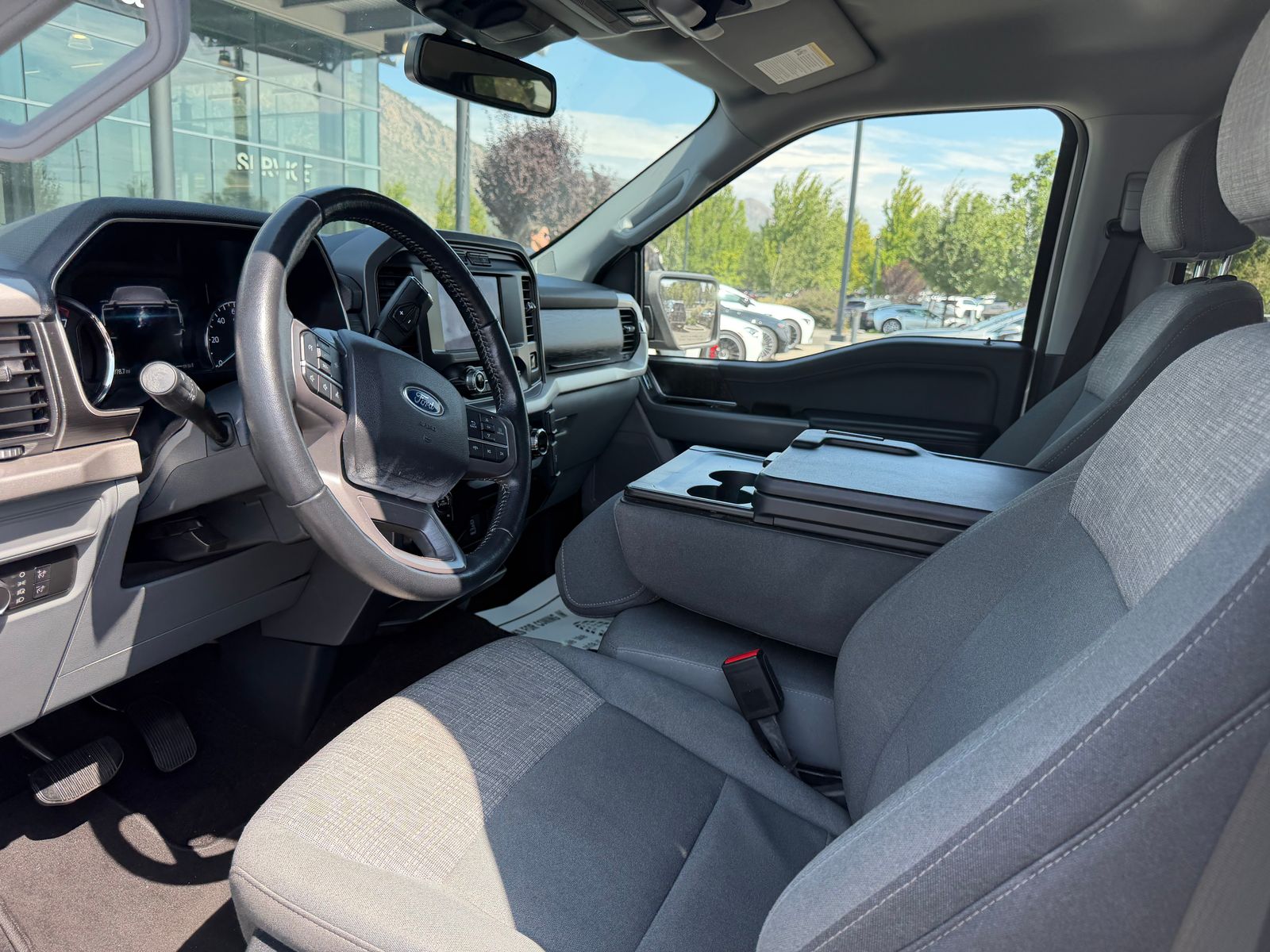 2021 Ford F-150 XLT — full photo 3 of 6