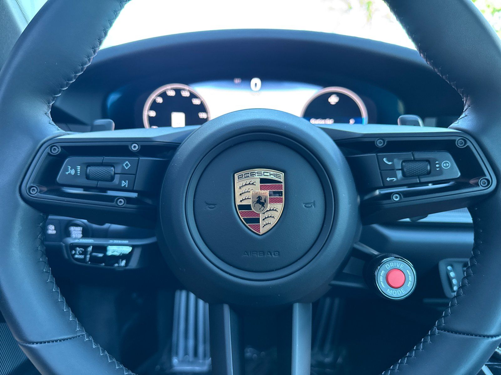 2025 Porsche 911 Carrera S — full photo 21 of 28