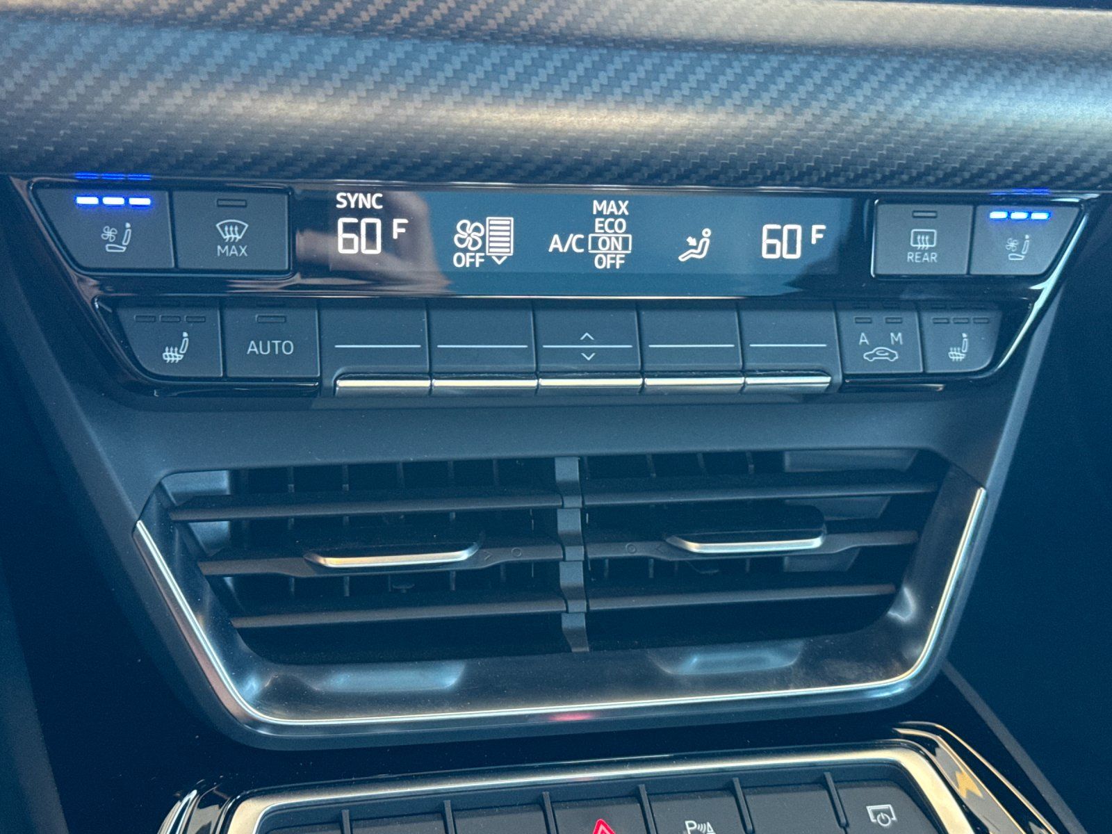 2022 Audi e-tron GT Premium Plus — full photo 19 of 27
