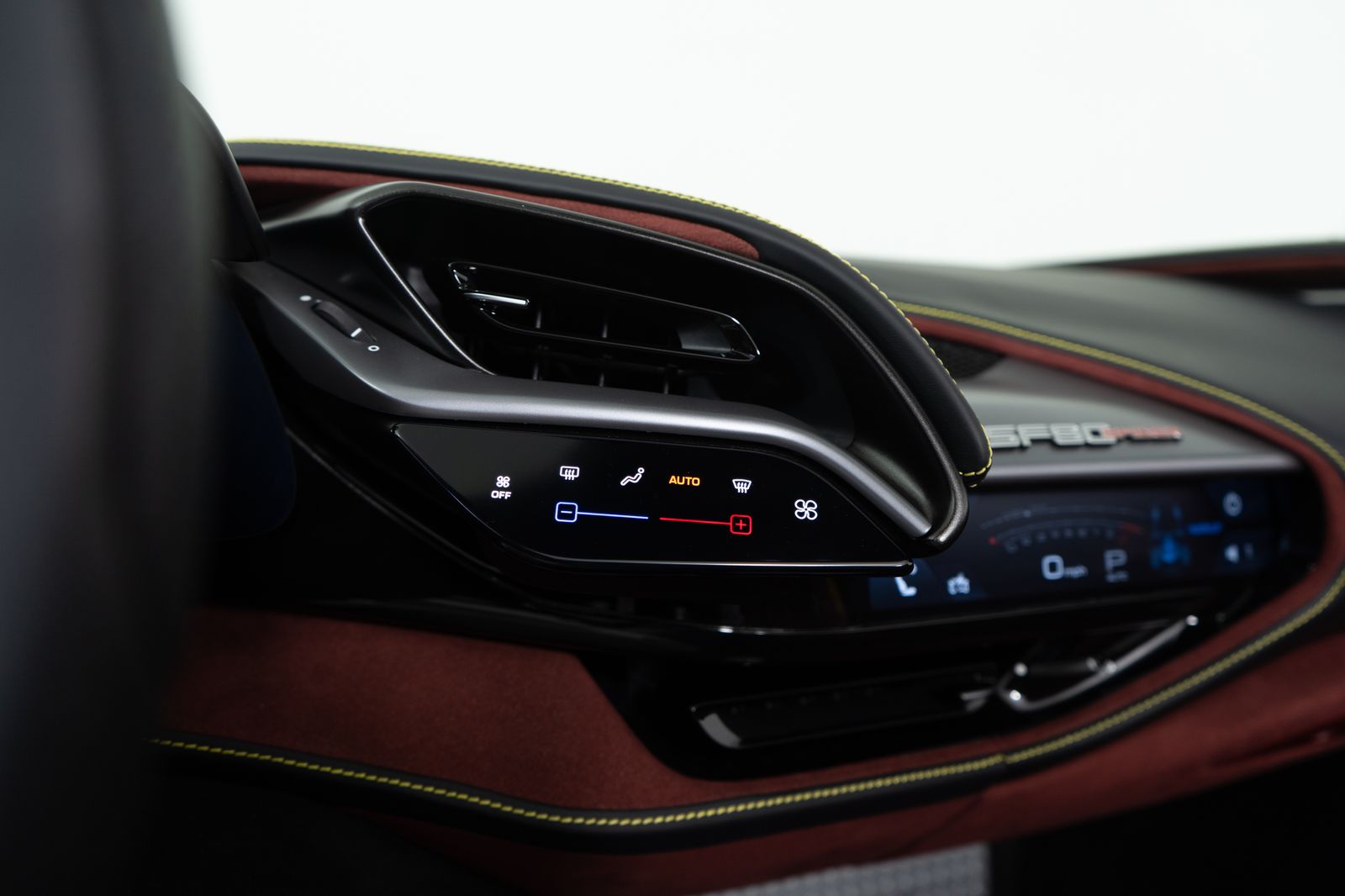 2024 Ferrari SF90 Spider — full photo 40 of 51