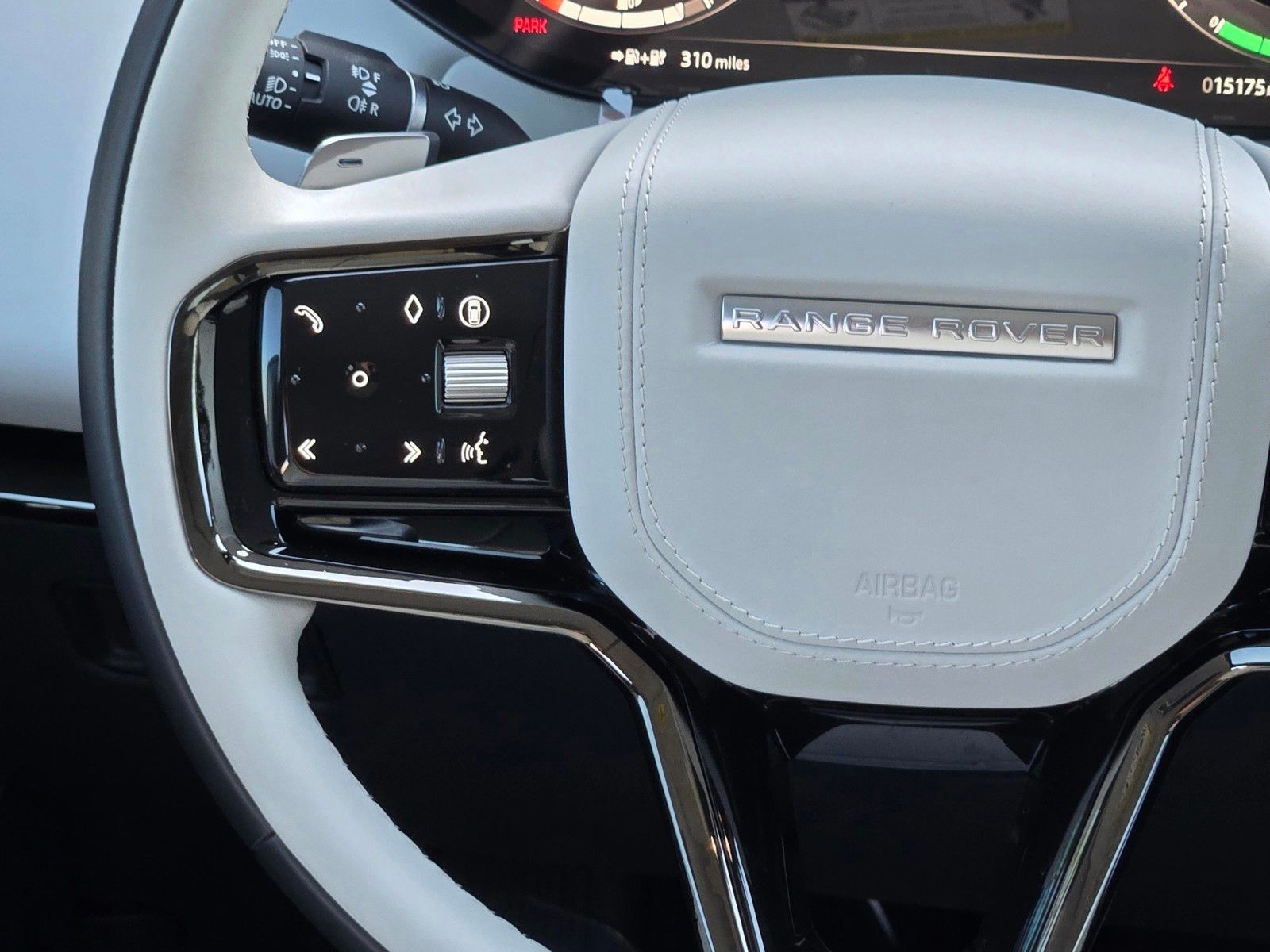 2024 Land Rover Range Rover Sport Plug-in Hybrid Autobiography — full photo 15 of 45