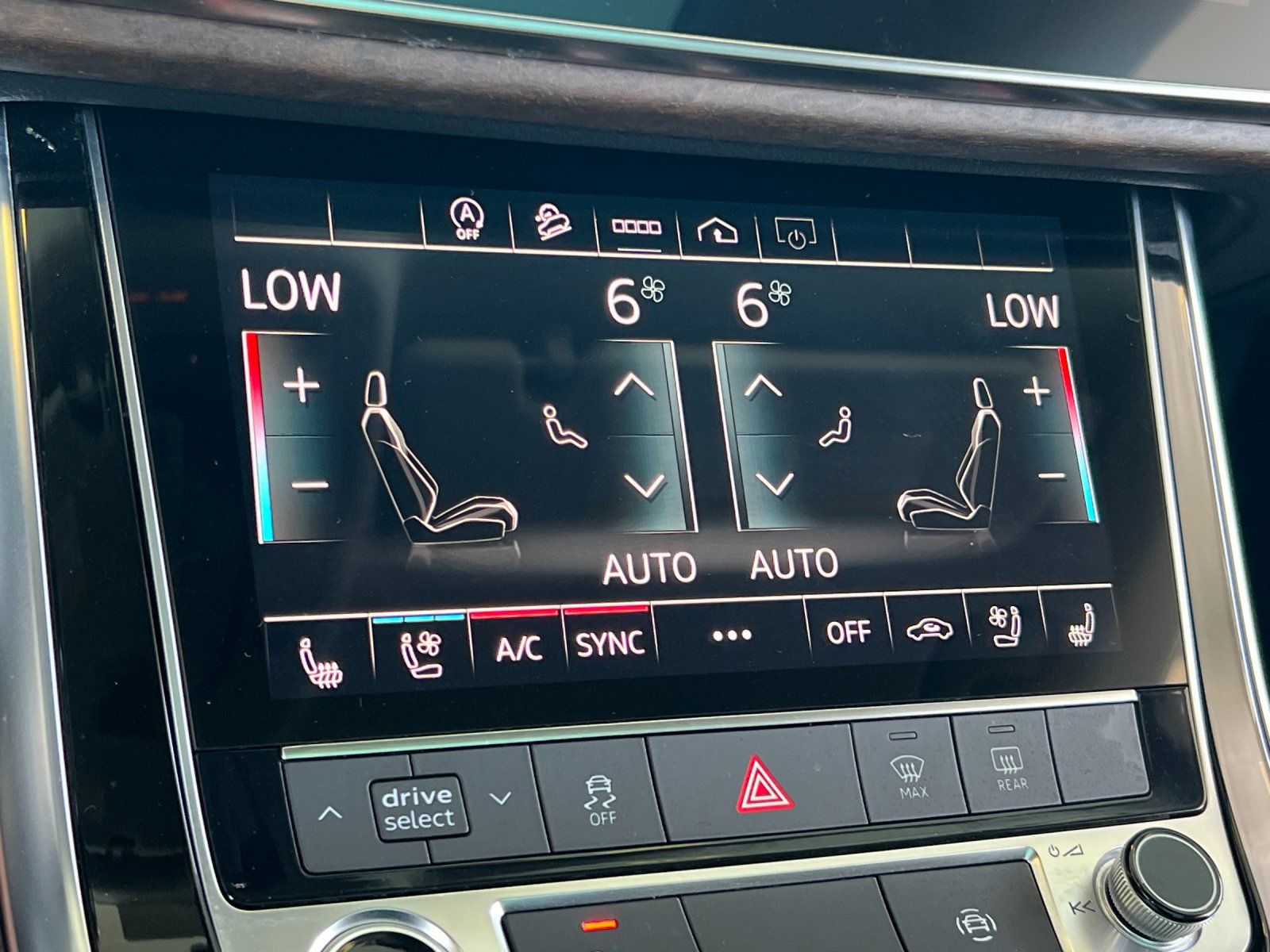 2023 Audi Q8 55 Premium Plus — full photo 21 of 29