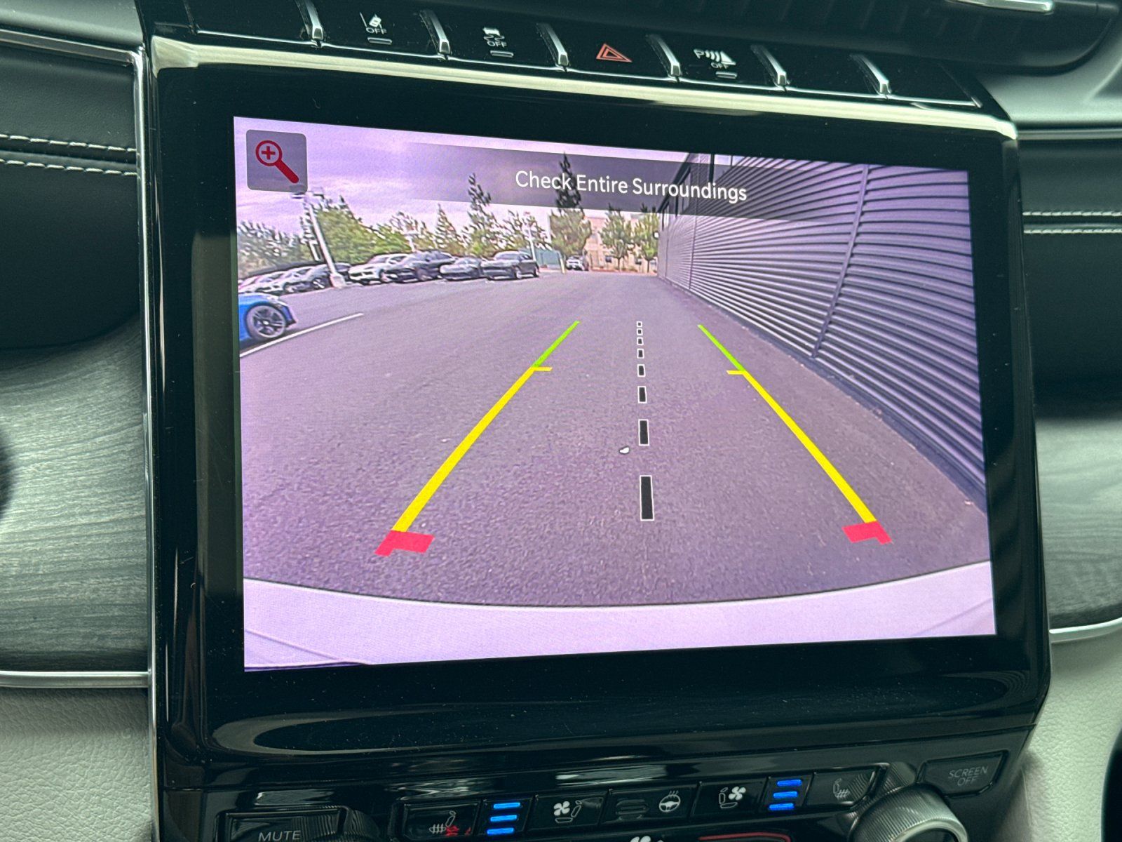 2021 Jeep Grand Cherokee L Overland — full photo 21 of 30