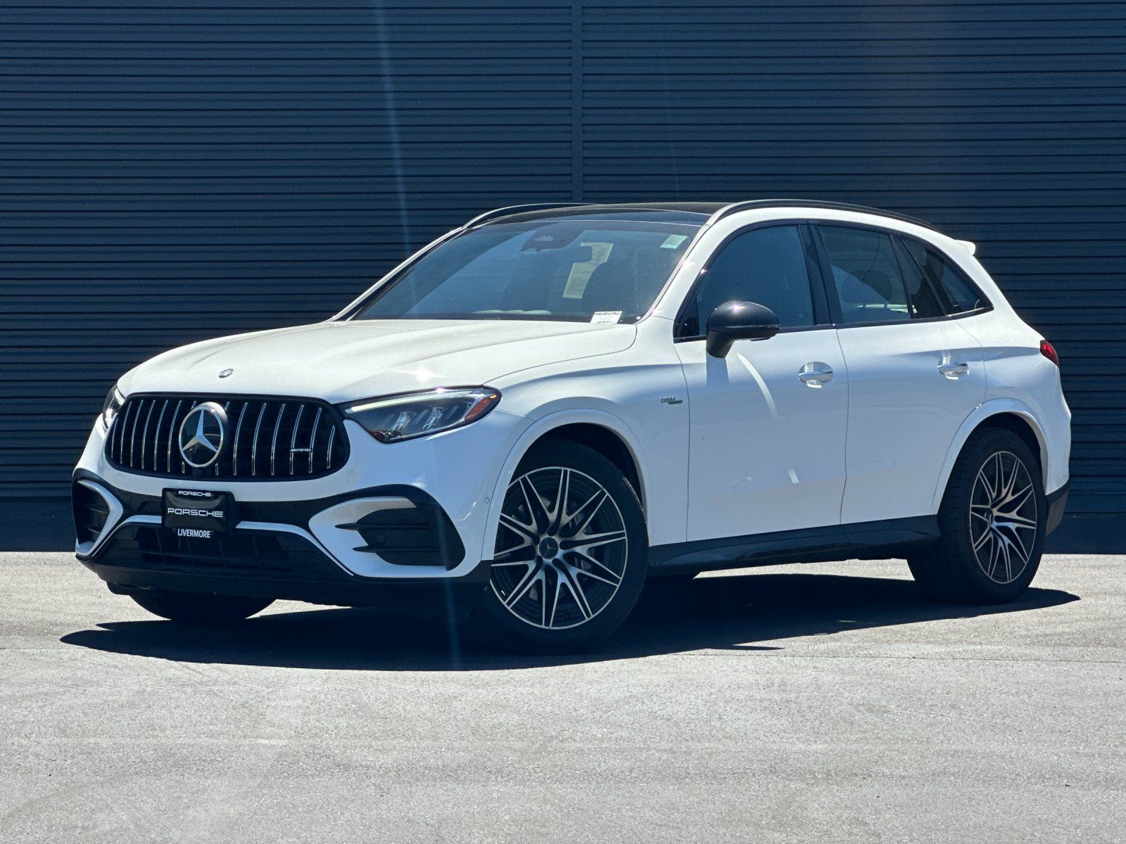 2025 Mercedes-Benz GLC GLC 43 AMG® — foto completa 1 de 28