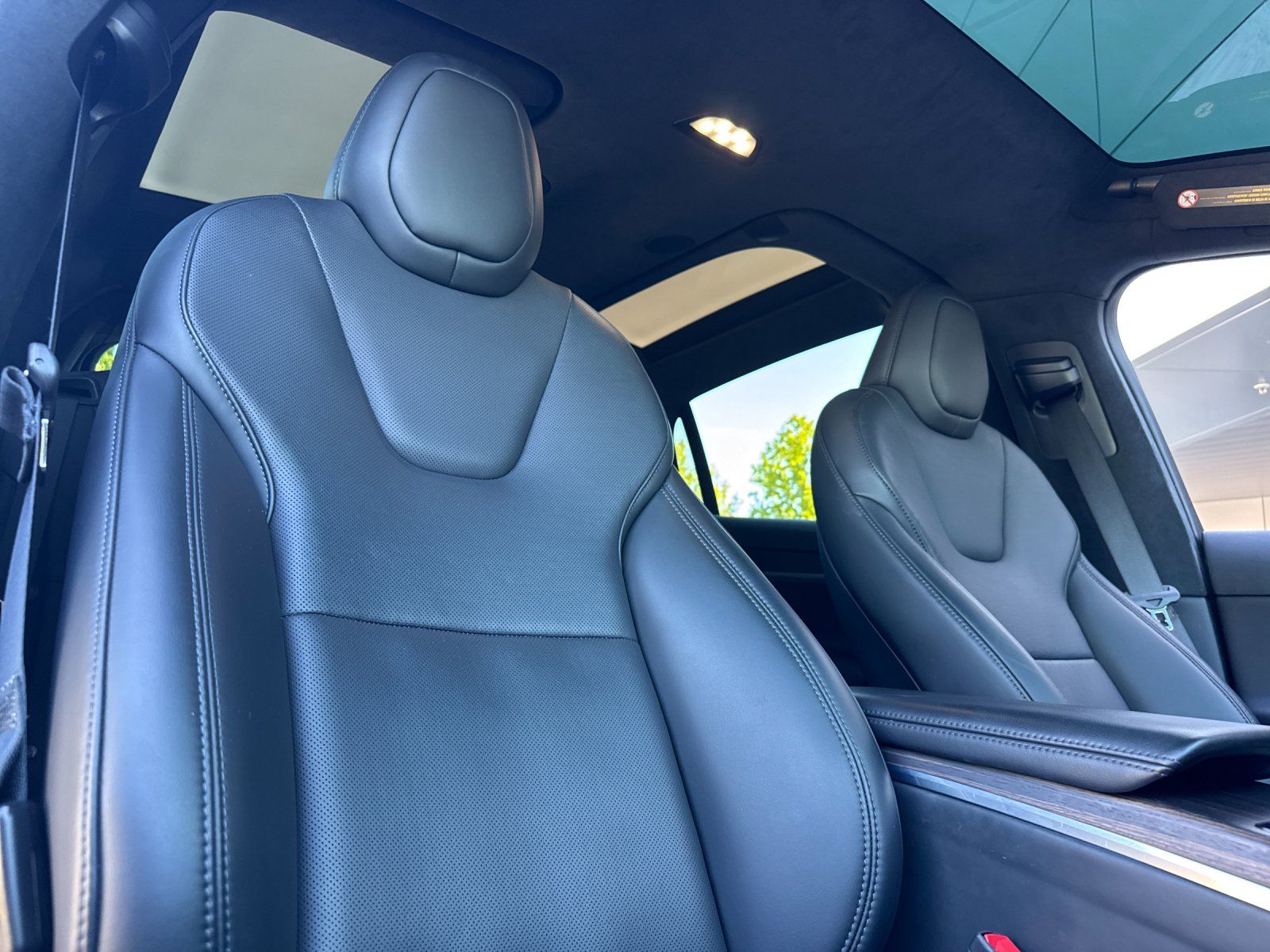 2024 Tesla Model X Base — full photo 17 of 29