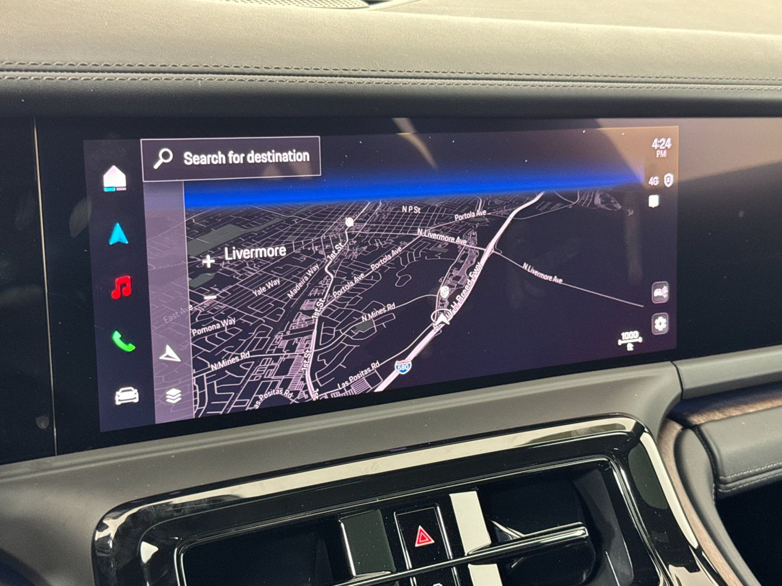 2025 Porsche Panamera 4 — full photo 18 of 29