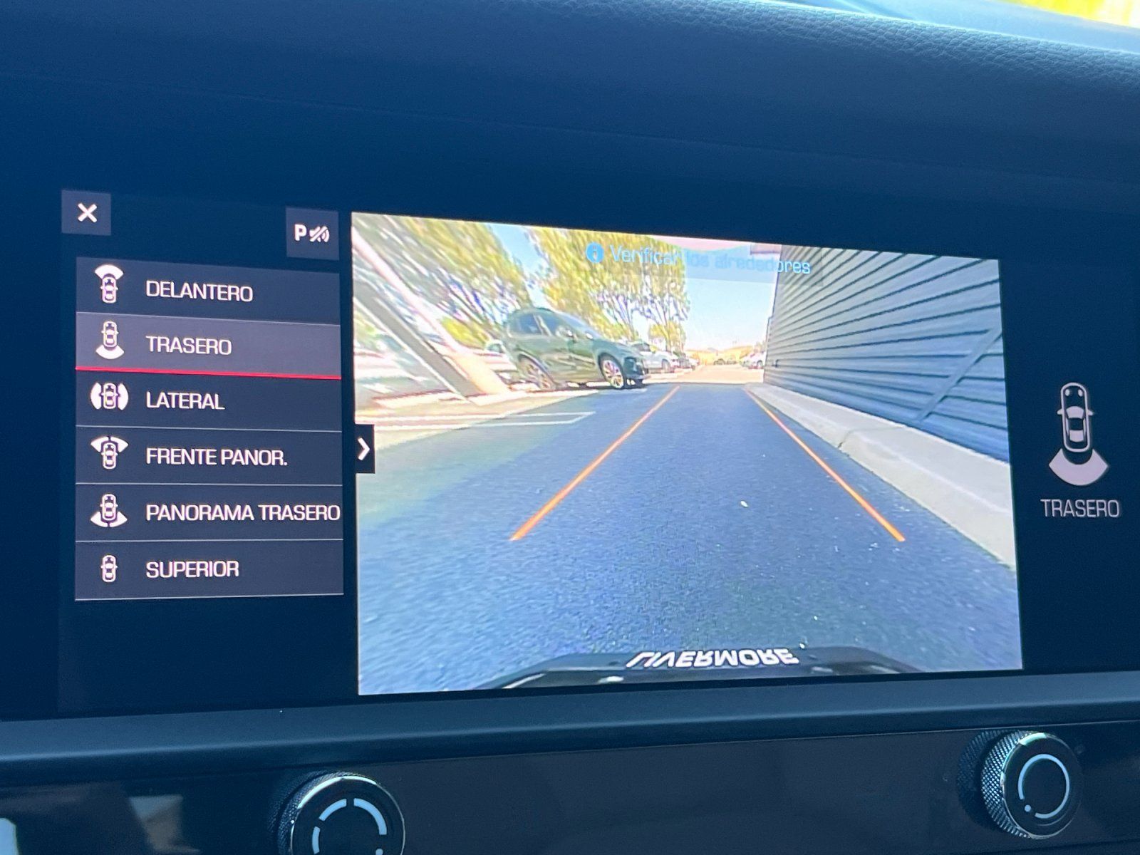 2024 Porsche Macan S — full photo 20 of 28