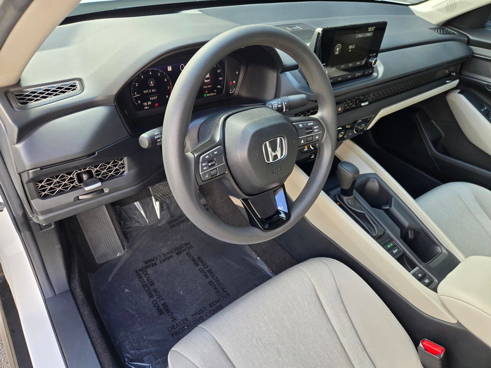 2025 Honda Accord SE — foto completa 19 de 28