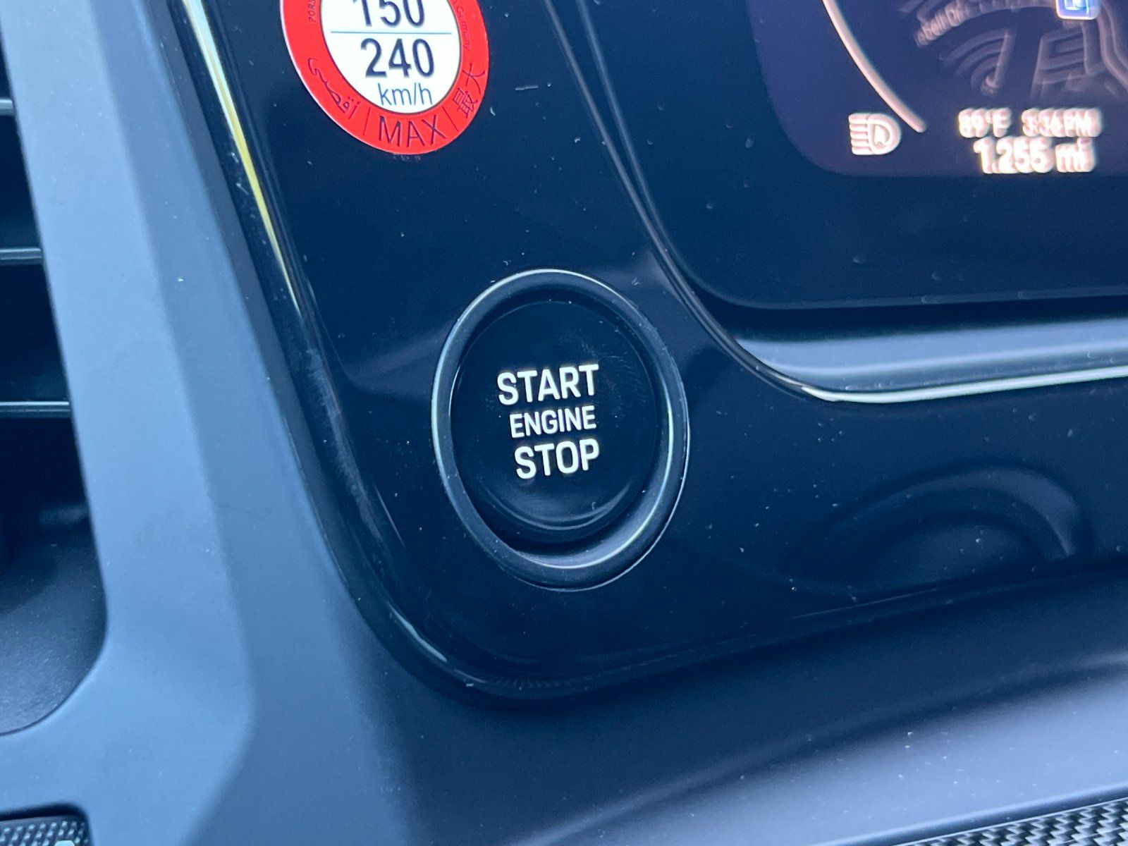2026 Porsche Cayenne GTS — full photo 23 of 29