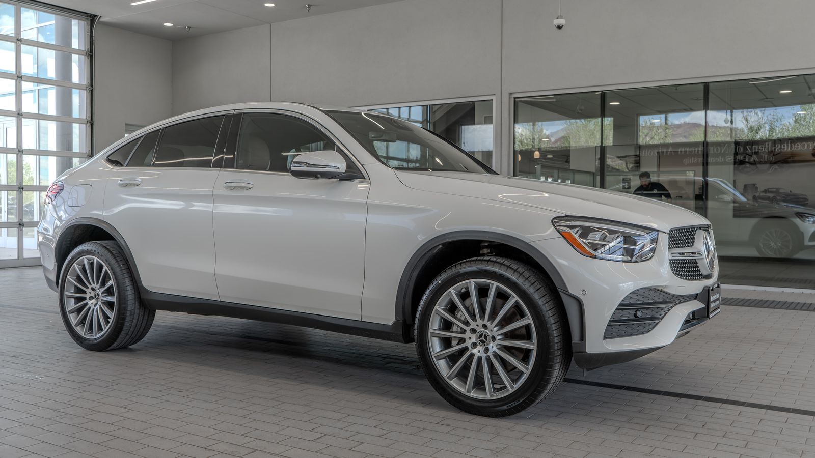 2023 Mercedes-Benz GLC GLC 300 Coupe — foto completa 12 de 35