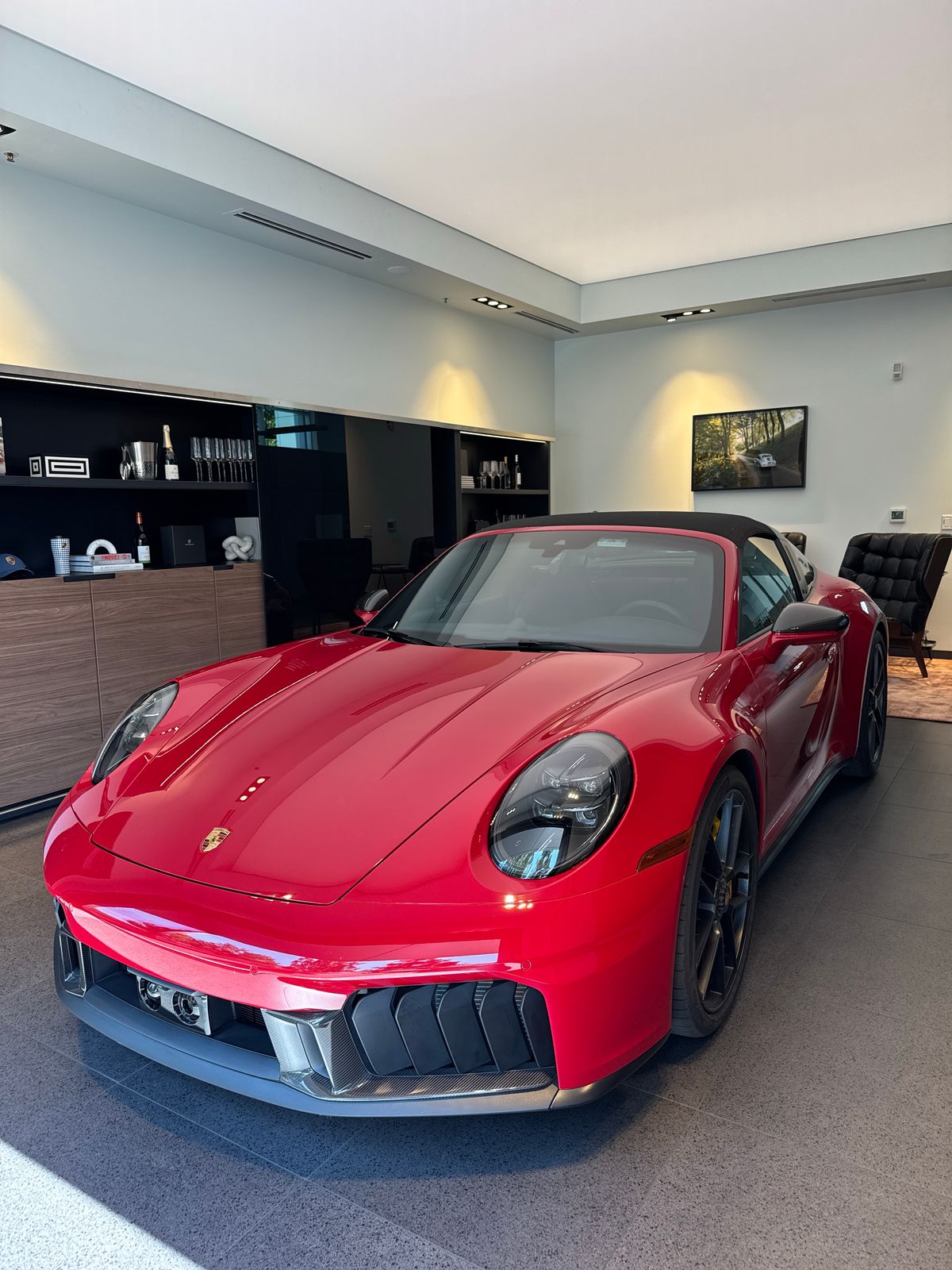 2026 Porsche 911 Targa 4 GTS — foto completa 2 de 12
