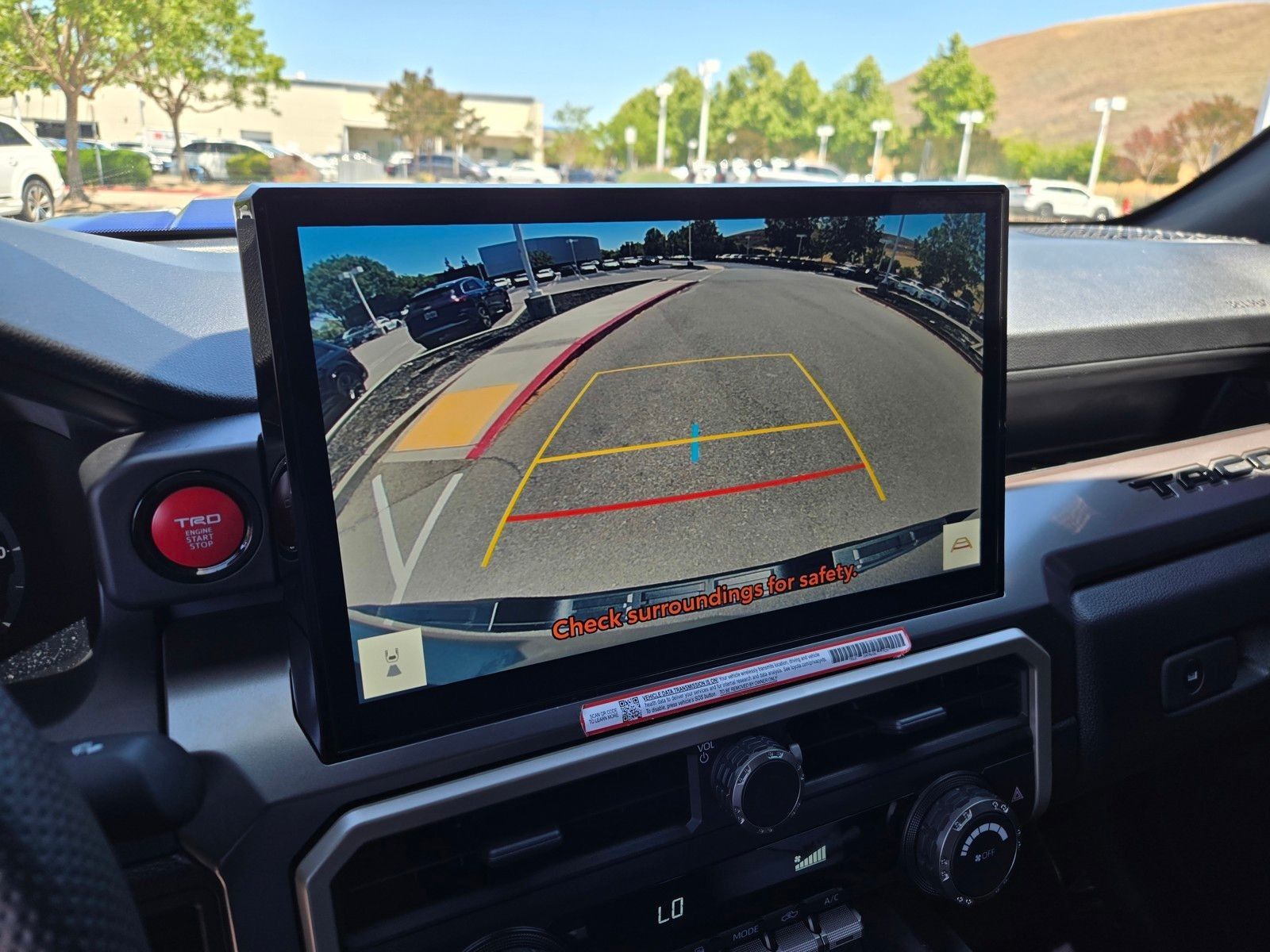 2025 Toyota Tacoma TRD Sport — full photo 22 of 28