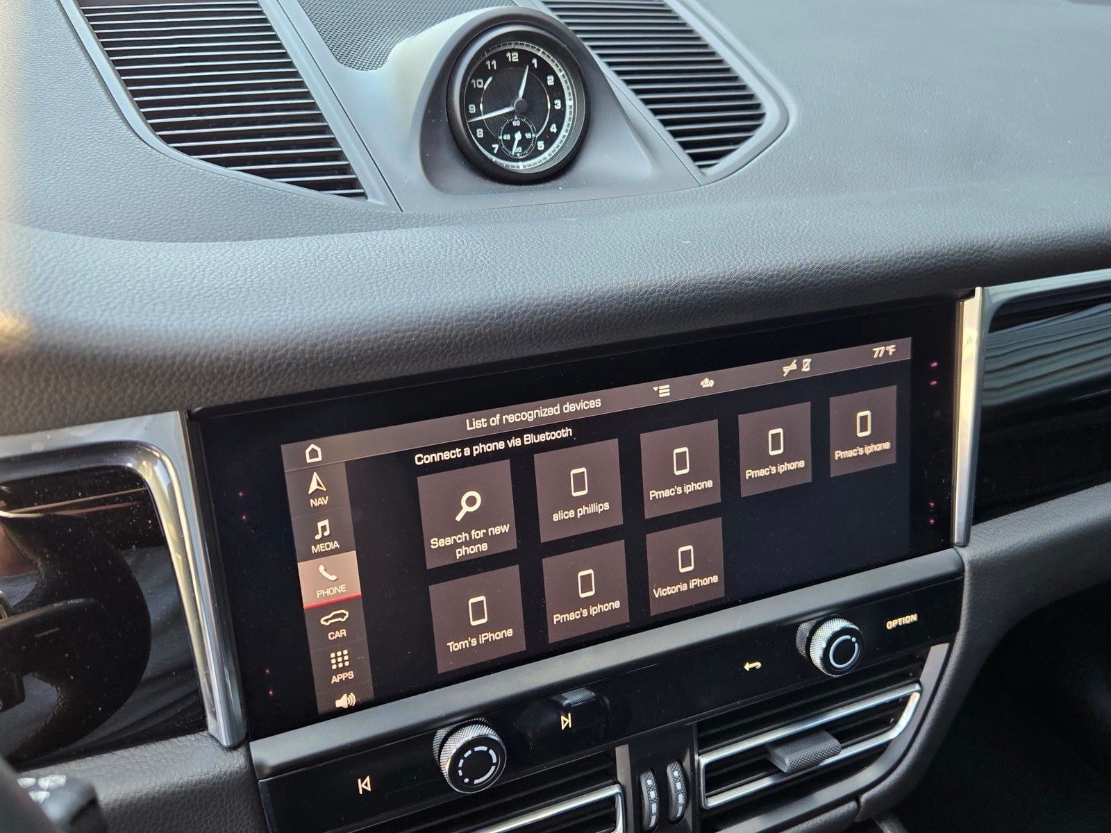 2025 Porsche Macan Base — foto completa 22 de 27