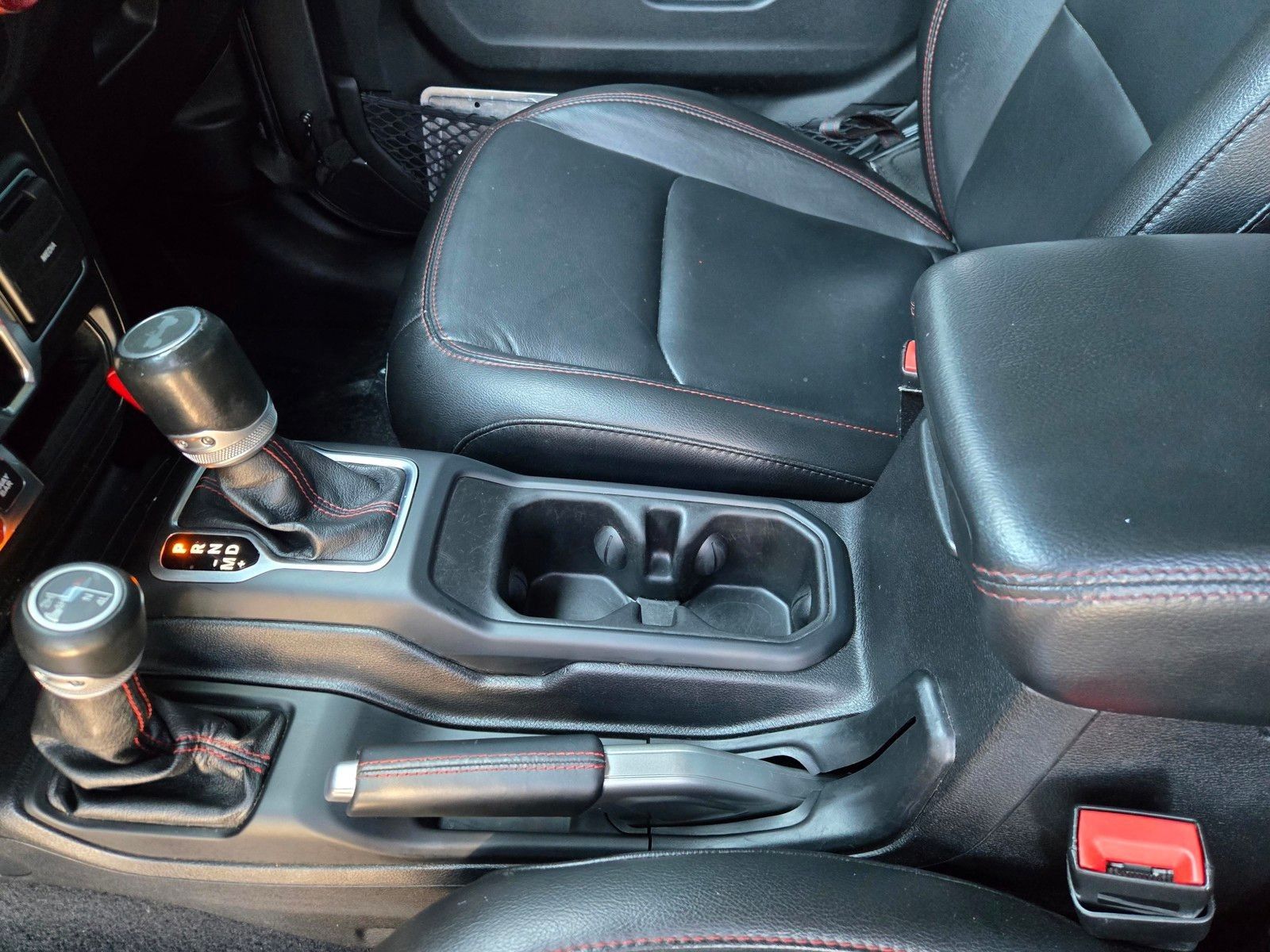 2020 Jeep Wrangler Unlimited Rubicon — full photo 24 of 45