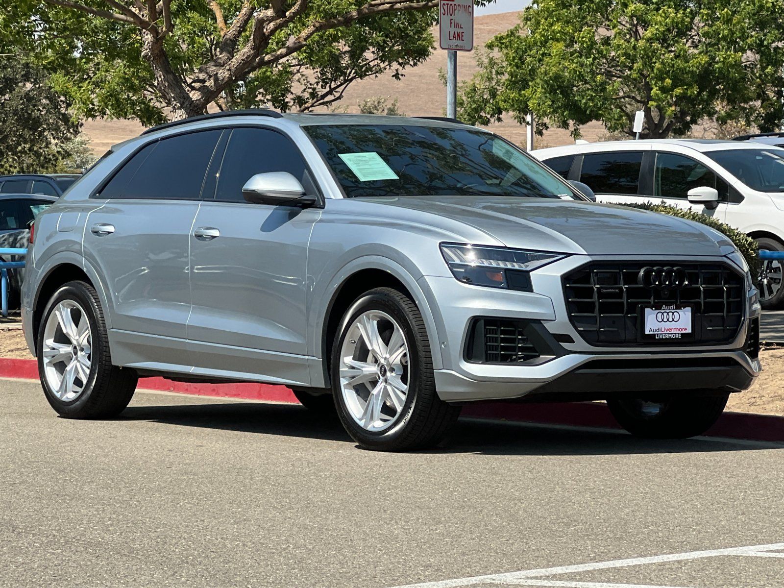 2023 Audi Q8 55 Premium Plus — full photo 8 of 29