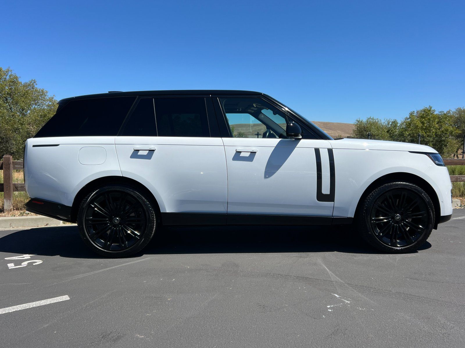 2024 Land Rover Range Rover SE — foto completa 7 de 29