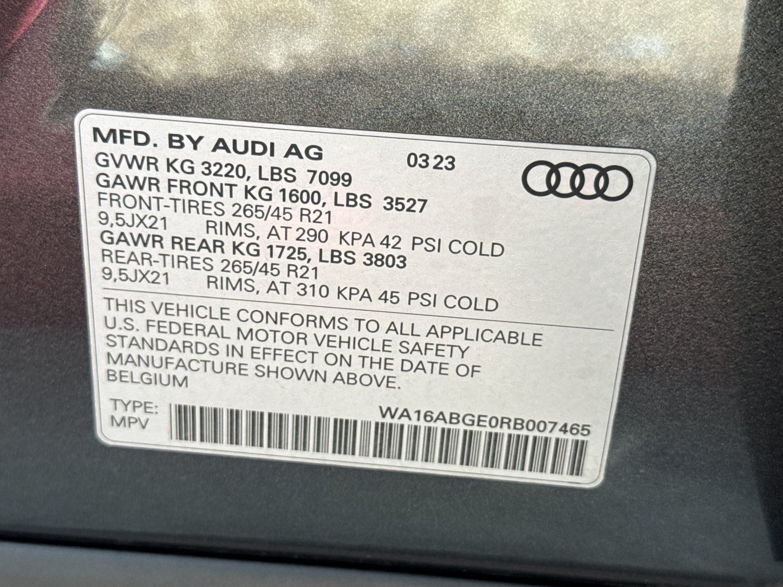 2024 Audi Q8 e-tron Prestige — foto completa 29 de 29