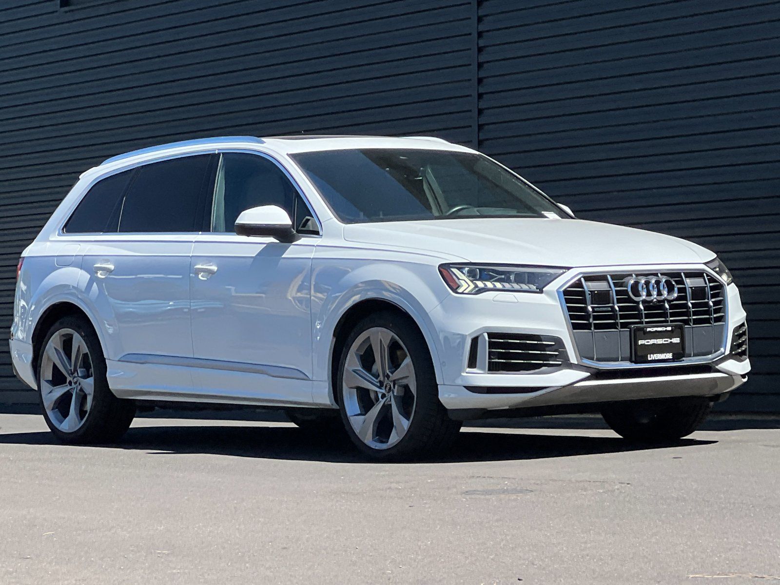 2021 Audi Q7 55 Prestige — foto completa 11 de 31