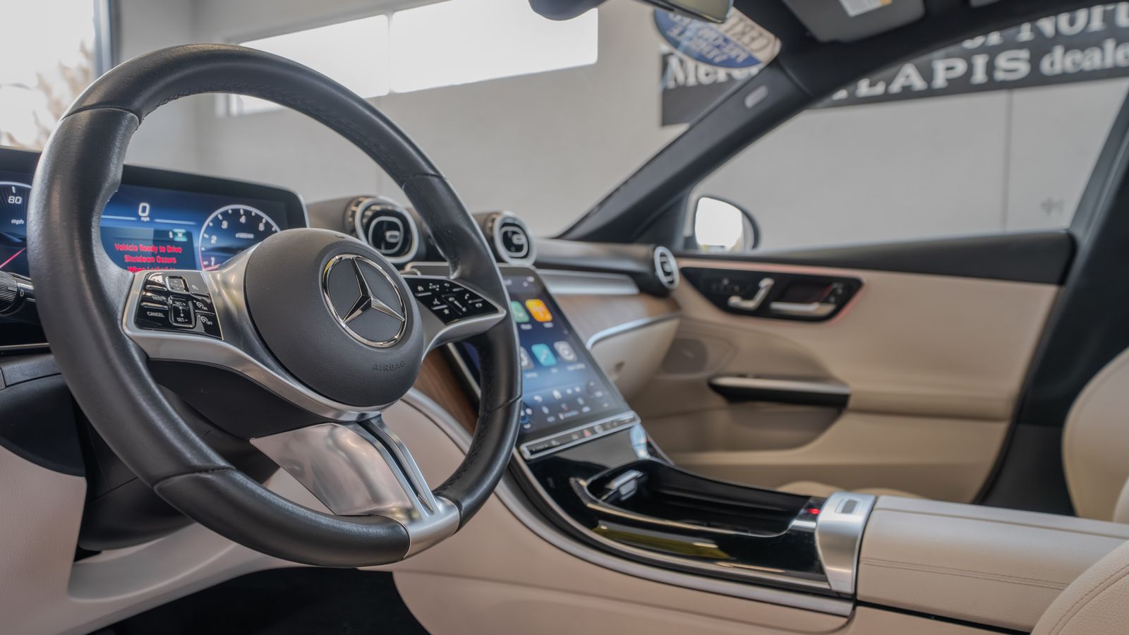 2025 Mercedes-Benz C-Class C 300 — foto completa 7 de 35