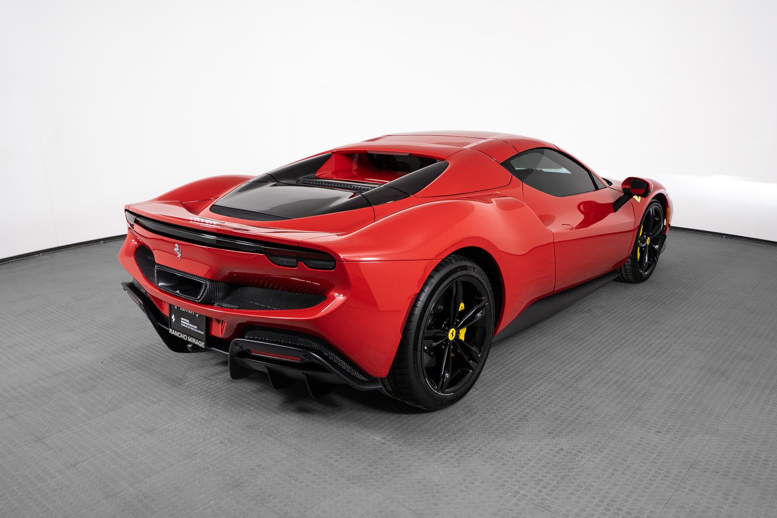 2025 Ferrari 296 GTS — foto completa 36 de 43
