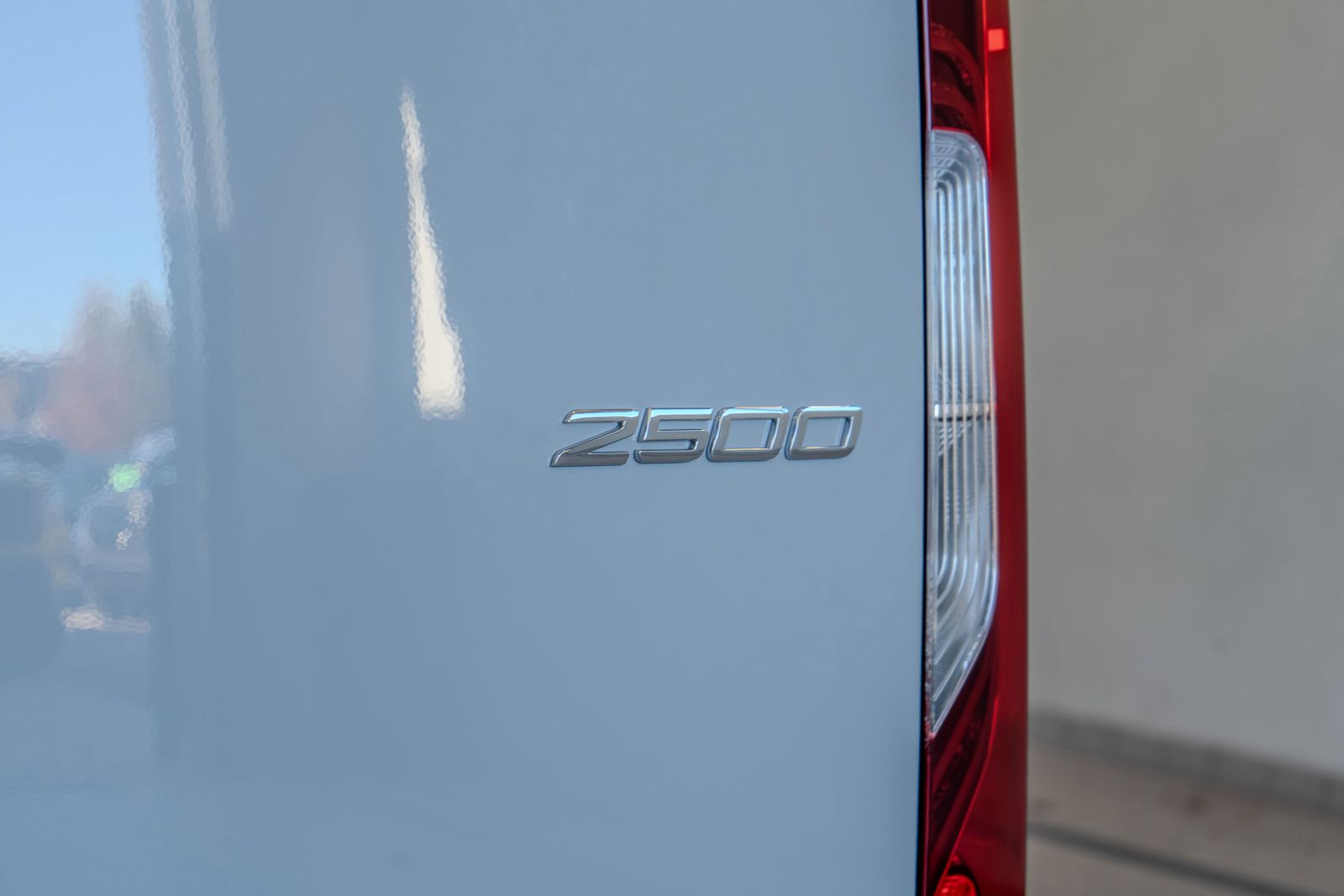 2025 Mercedes-Benz Sprinter 2500 Cargo 144 WB — full photo 19 of 34