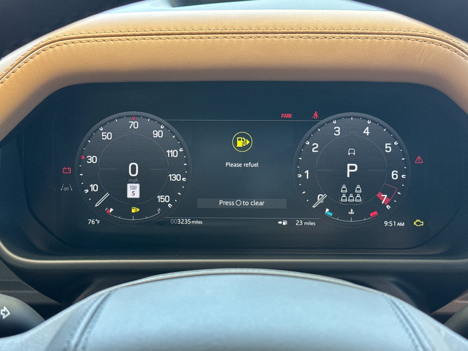 2026 Land Rover Defender 130 X — foto completa 24 de 28