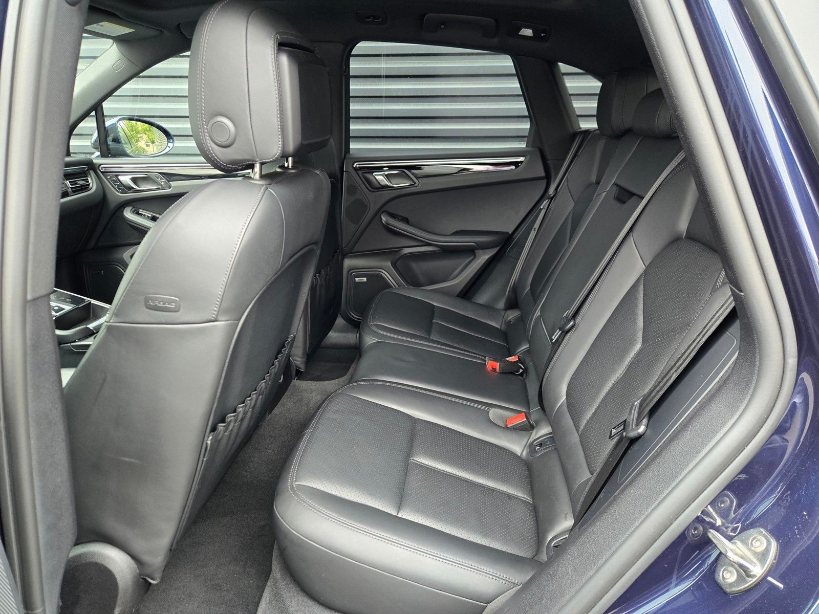 2022 Porsche Macan S — foto completa 10 de 45