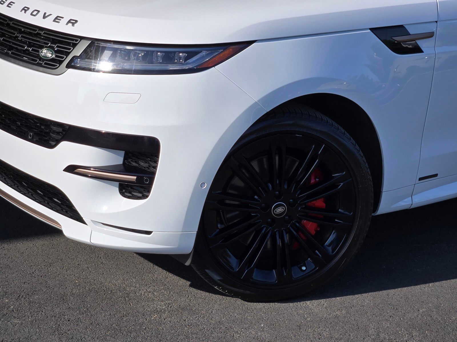 2024 Land Rover Range Rover Sport Plug-in Hybrid Autobiography — full photo 9 of 45