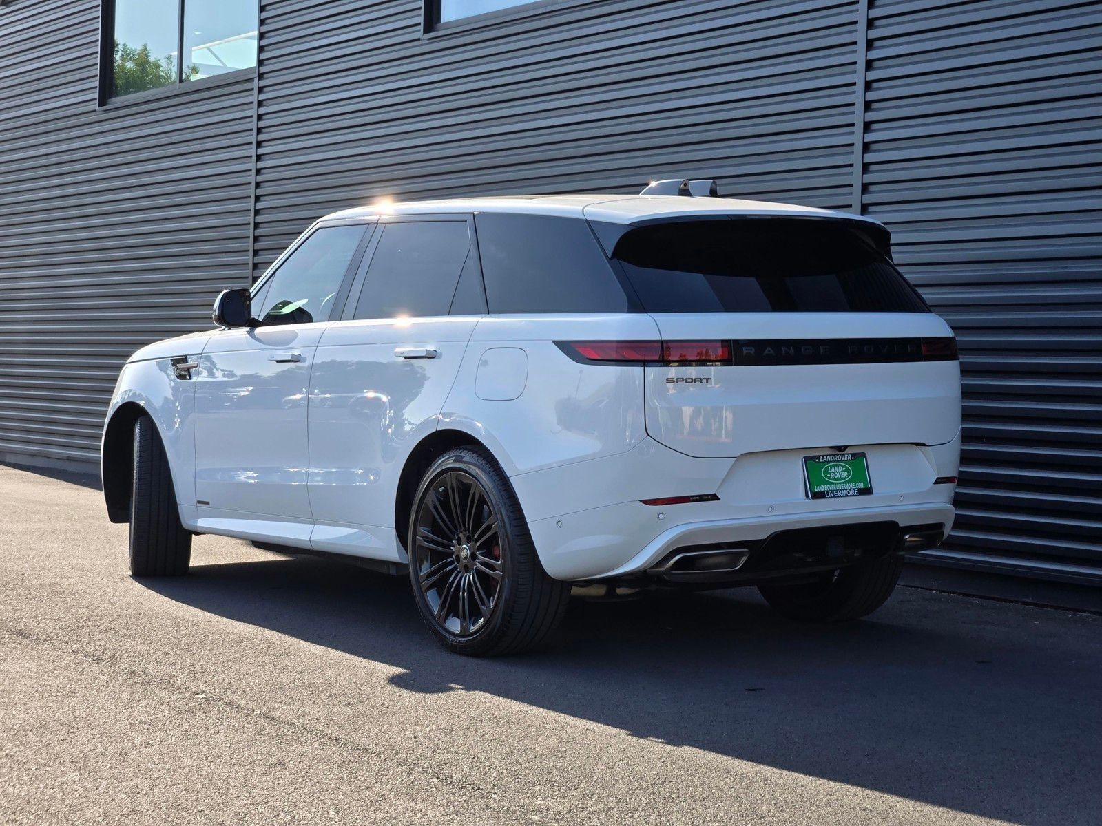 2024 Land Rover Range Rover Sport Plug-in Hybrid Autobiography — full photo 4 of 45