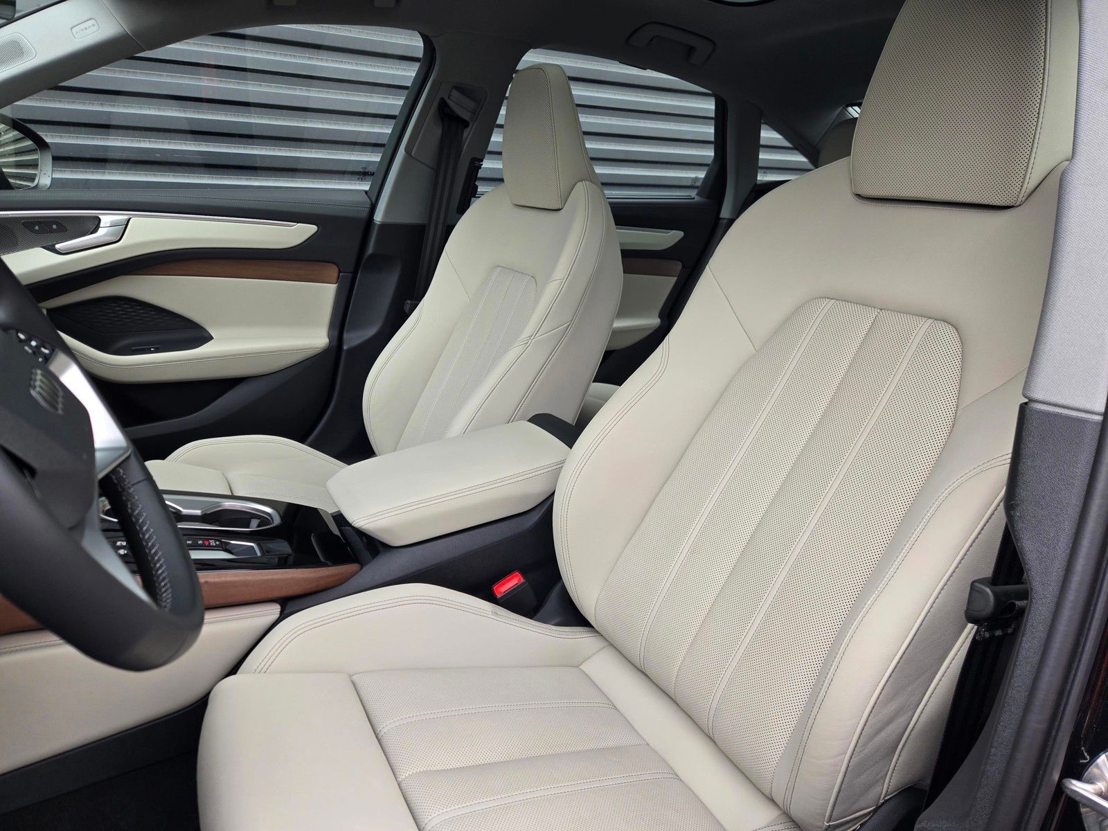 2026 Audi A6 Prestige — foto completa 19 de 45