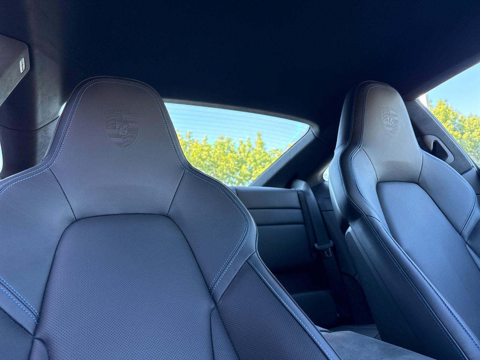2025 Porsche 911 Turbo S — foto completa 17 de 29