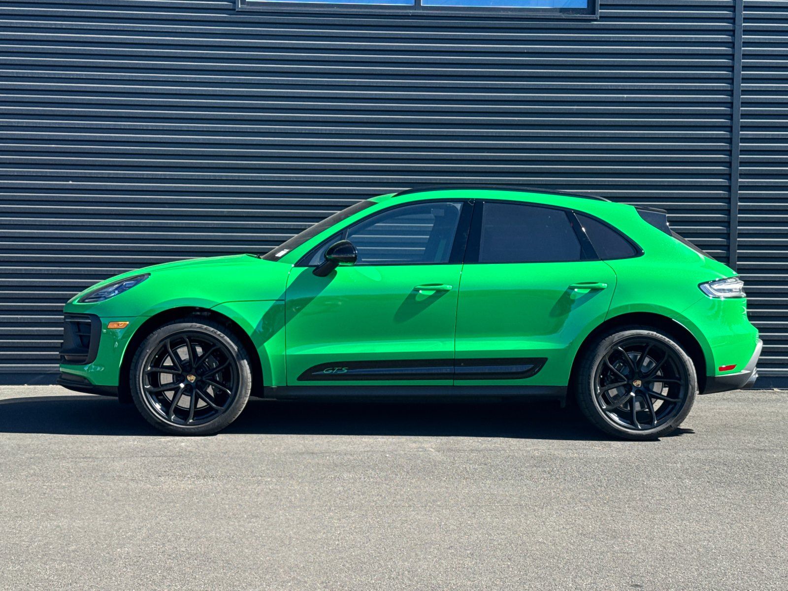 2026 Porsche Macan GTS — foto completa 2 de 29