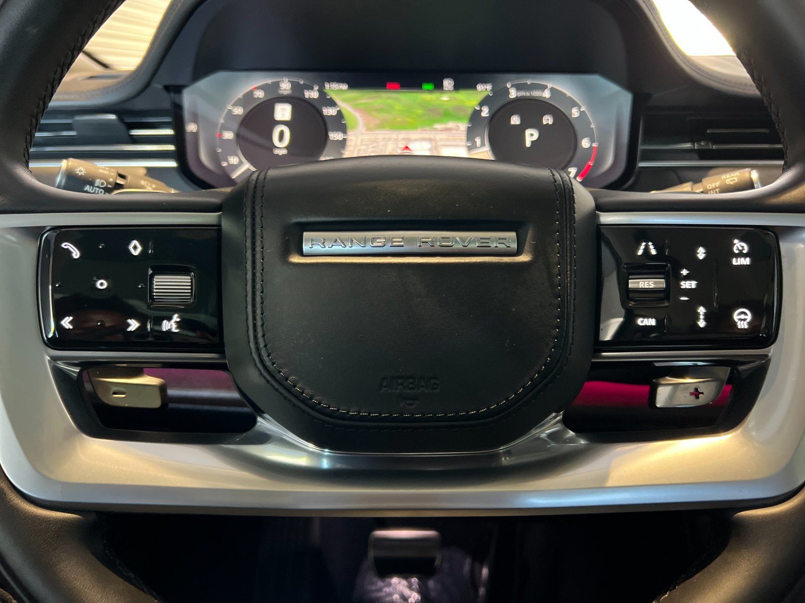 2023 Land Rover Range Rover Autobiography — full photo 24 of 29