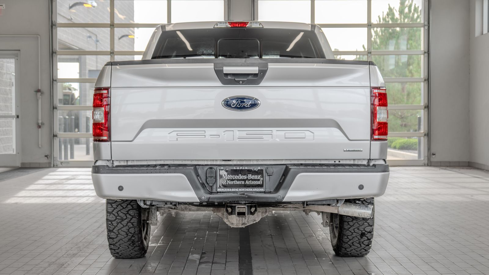 2018 Ford F-150 XLT — foto completa 14 de 33