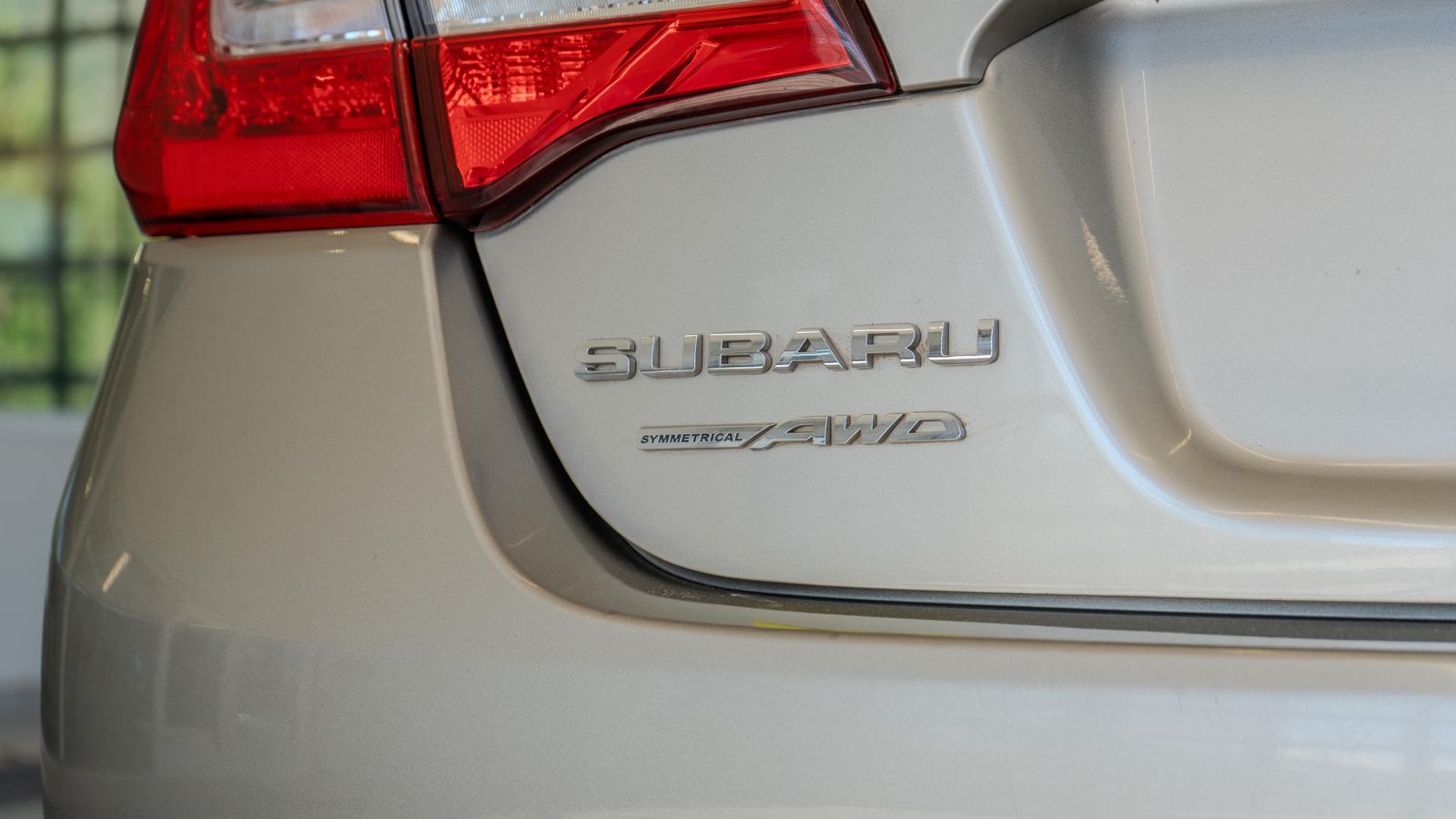 2015 Subaru Legacy 2.5i — foto completa 22 de 34