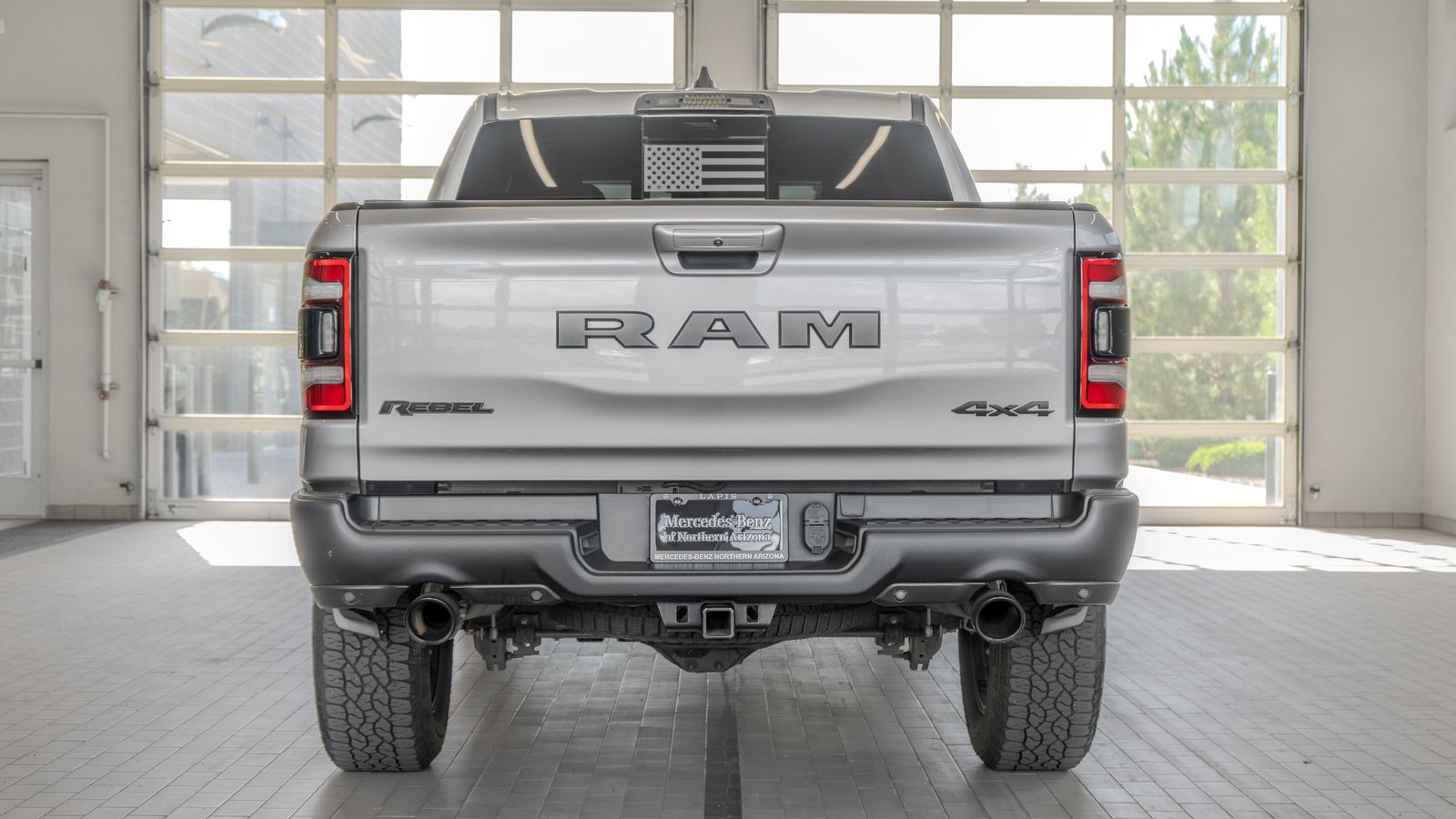 2020 Ram 1500 Rebel — foto completa 14 de 34