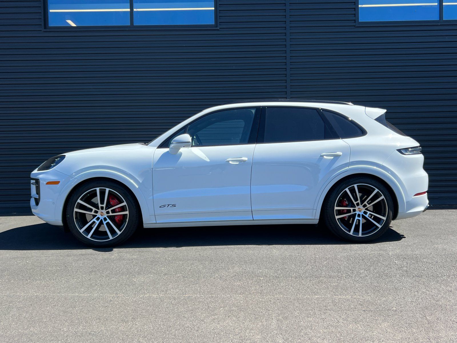 2026 Porsche Cayenne GTS — foto completa 3 de 30