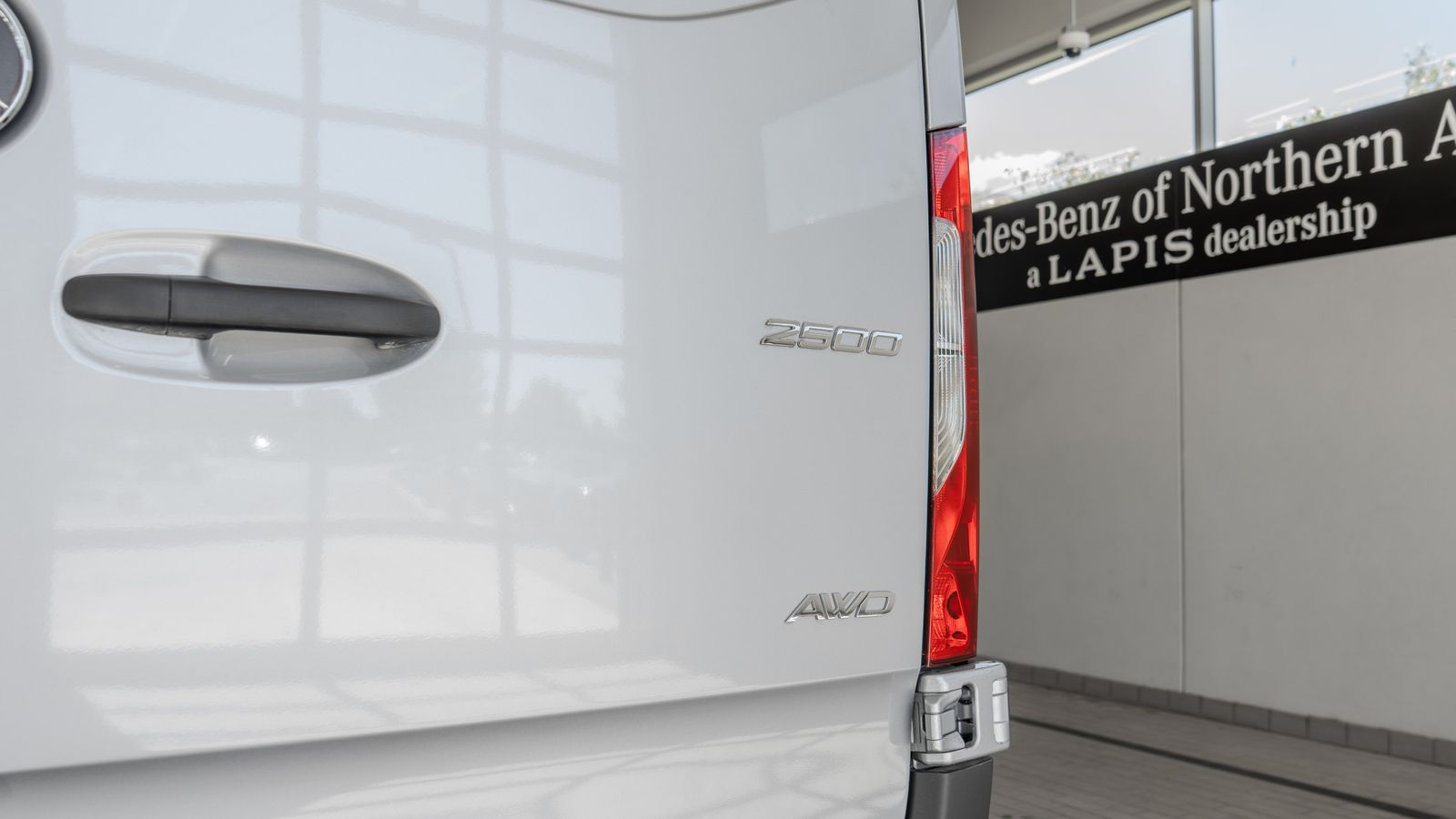 2025 Mercedes-Benz Sprinter 2500 Cargo 170 WB — foto completa 24 de 36