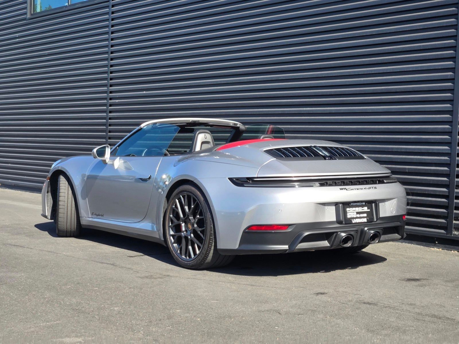 2025 Porsche 911 Carrera 4 GTS — foto completa 3 de 27