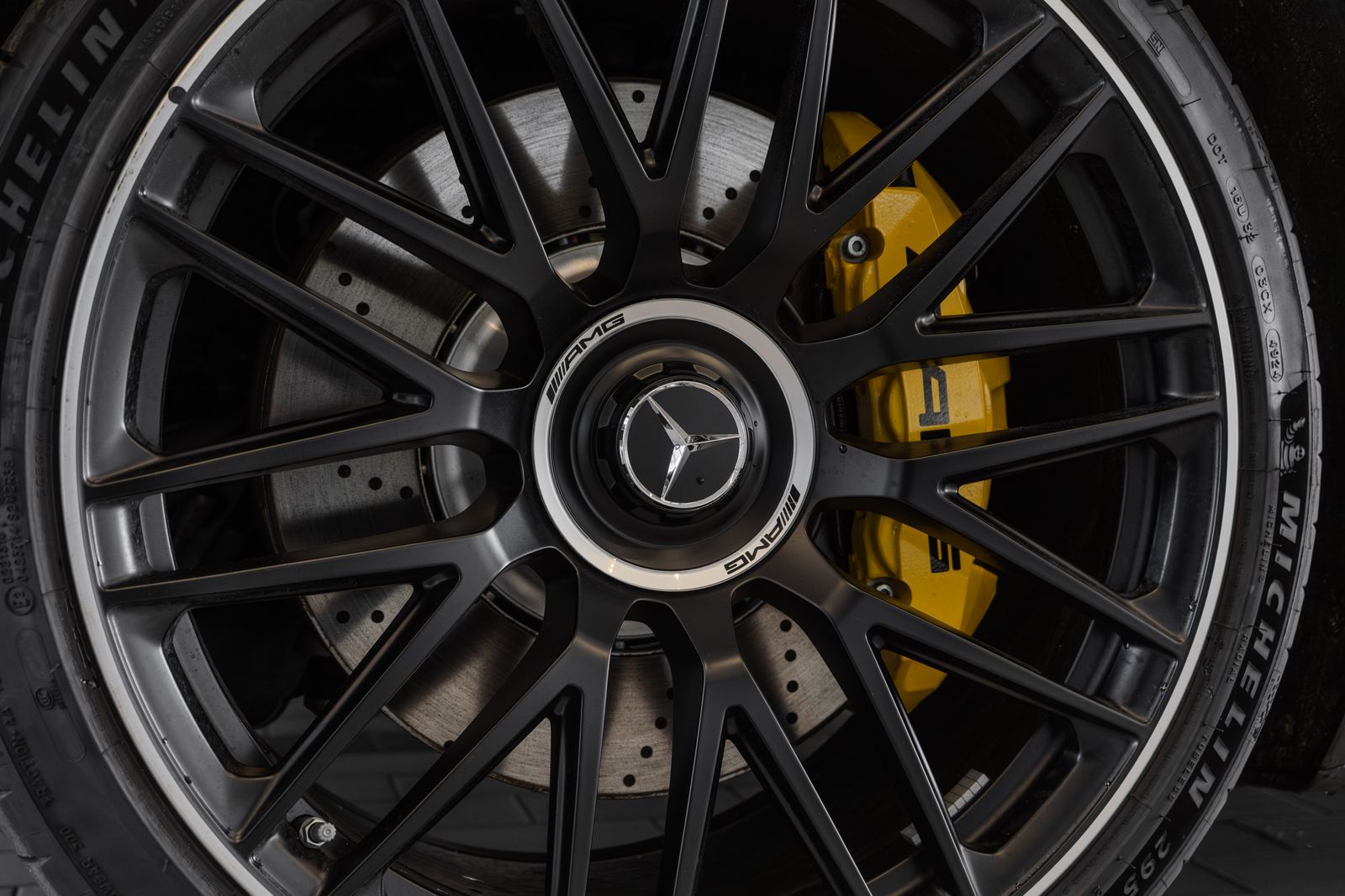 2025 Mercedes-Benz AMG® GT 63 Base — full photo 28 of 32