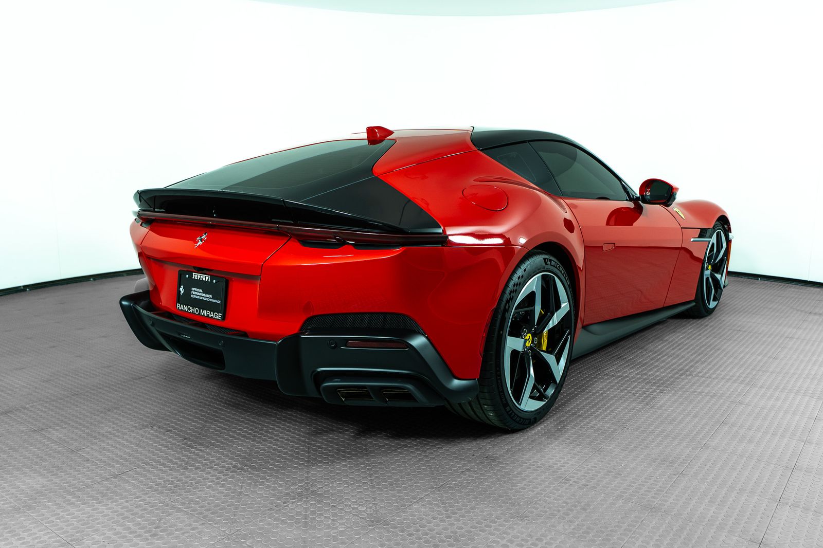 2025 Ferrari 12Cilindri — full photo 8 of 51
