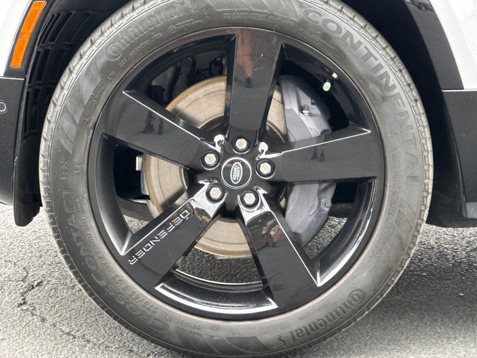 2024 Land Rover Defender 130 X-Dynamic SE — foto completa 26 de 30