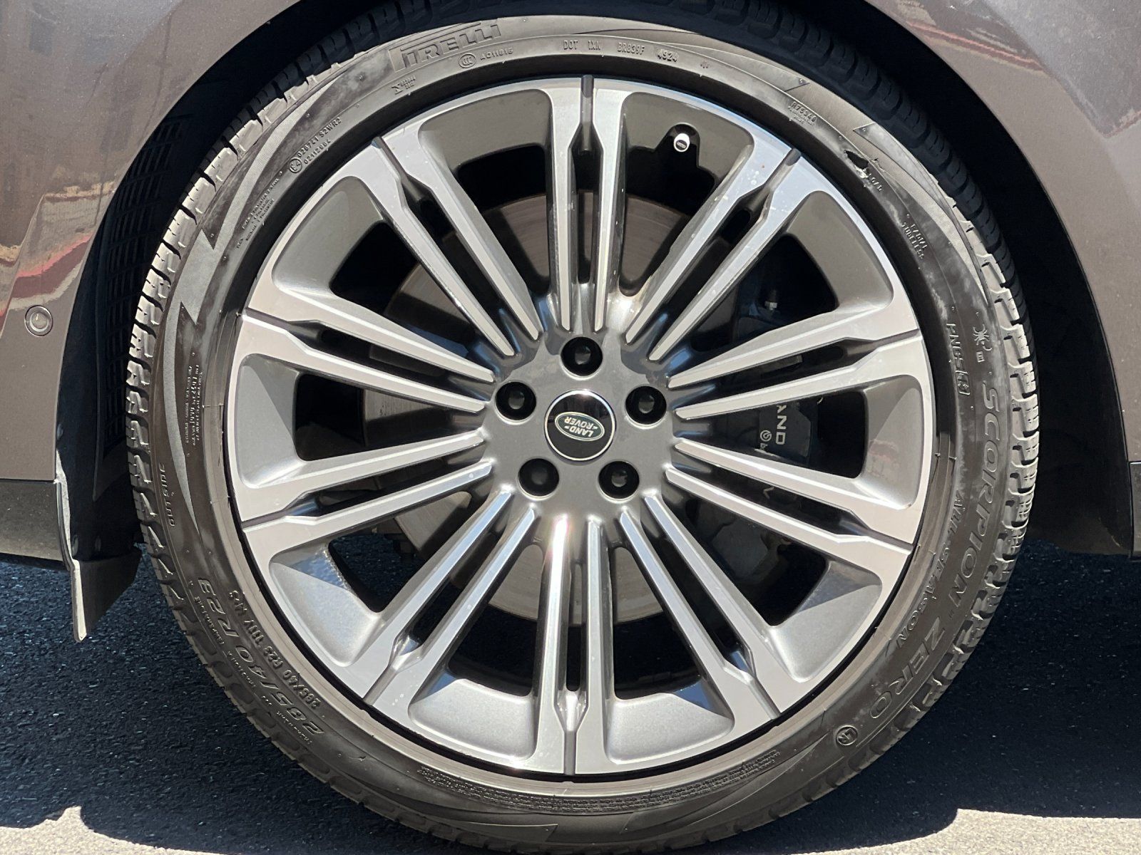 2023 Land Rover Range Rover Autobiography — full photo 26 of 29