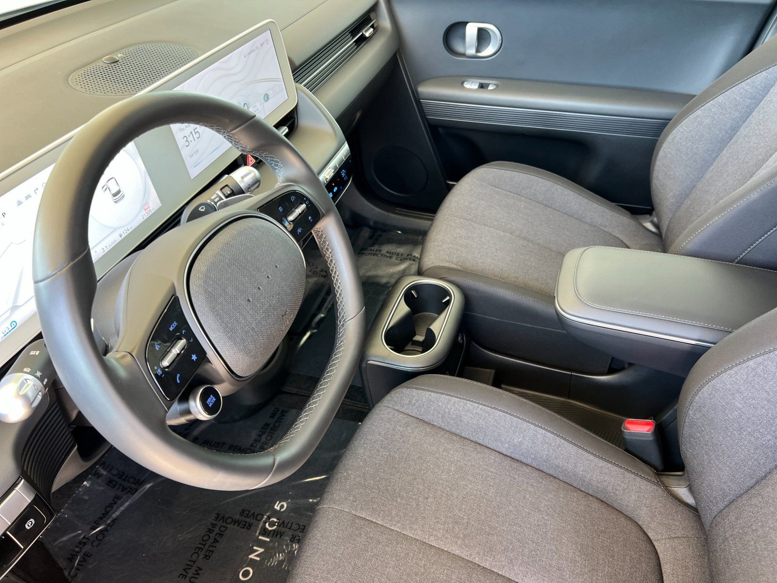 2024 Hyundai IONIQ 5 SE — full photo 10 of 29