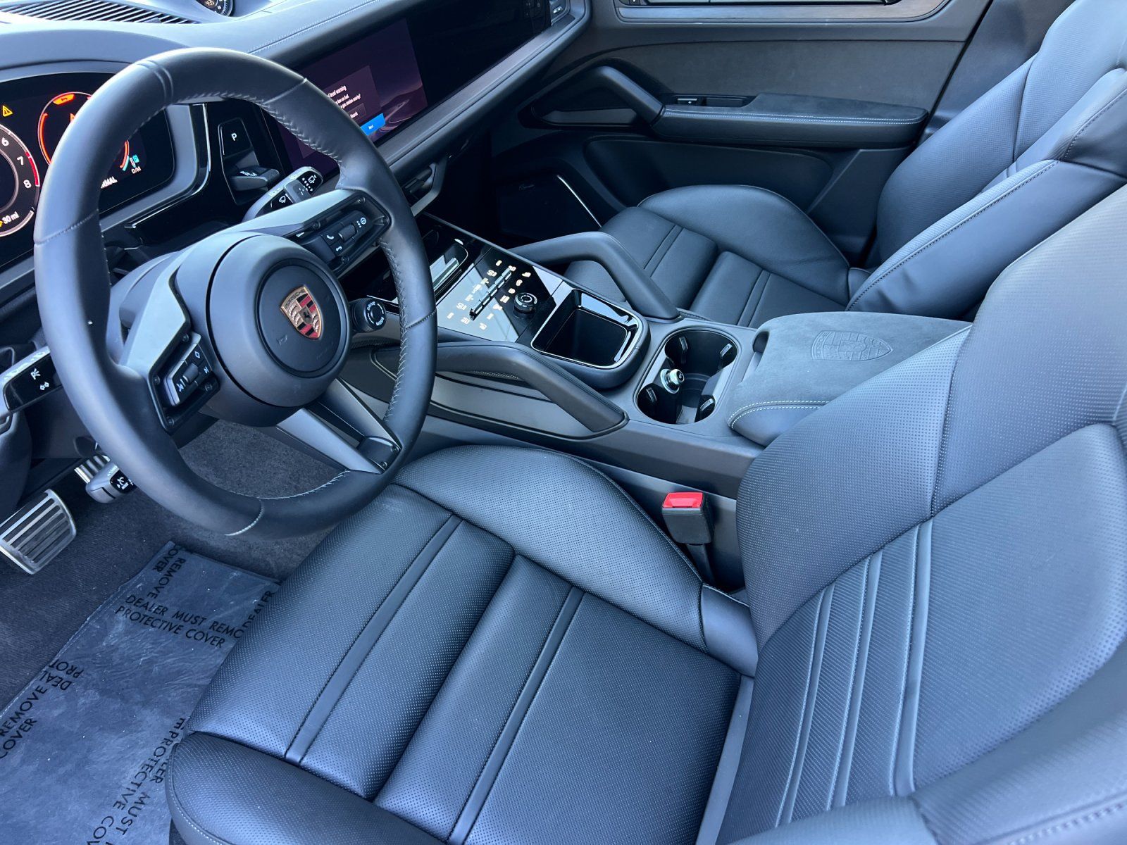 2026 Porsche Cayenne GTS — full photo 4 of 29